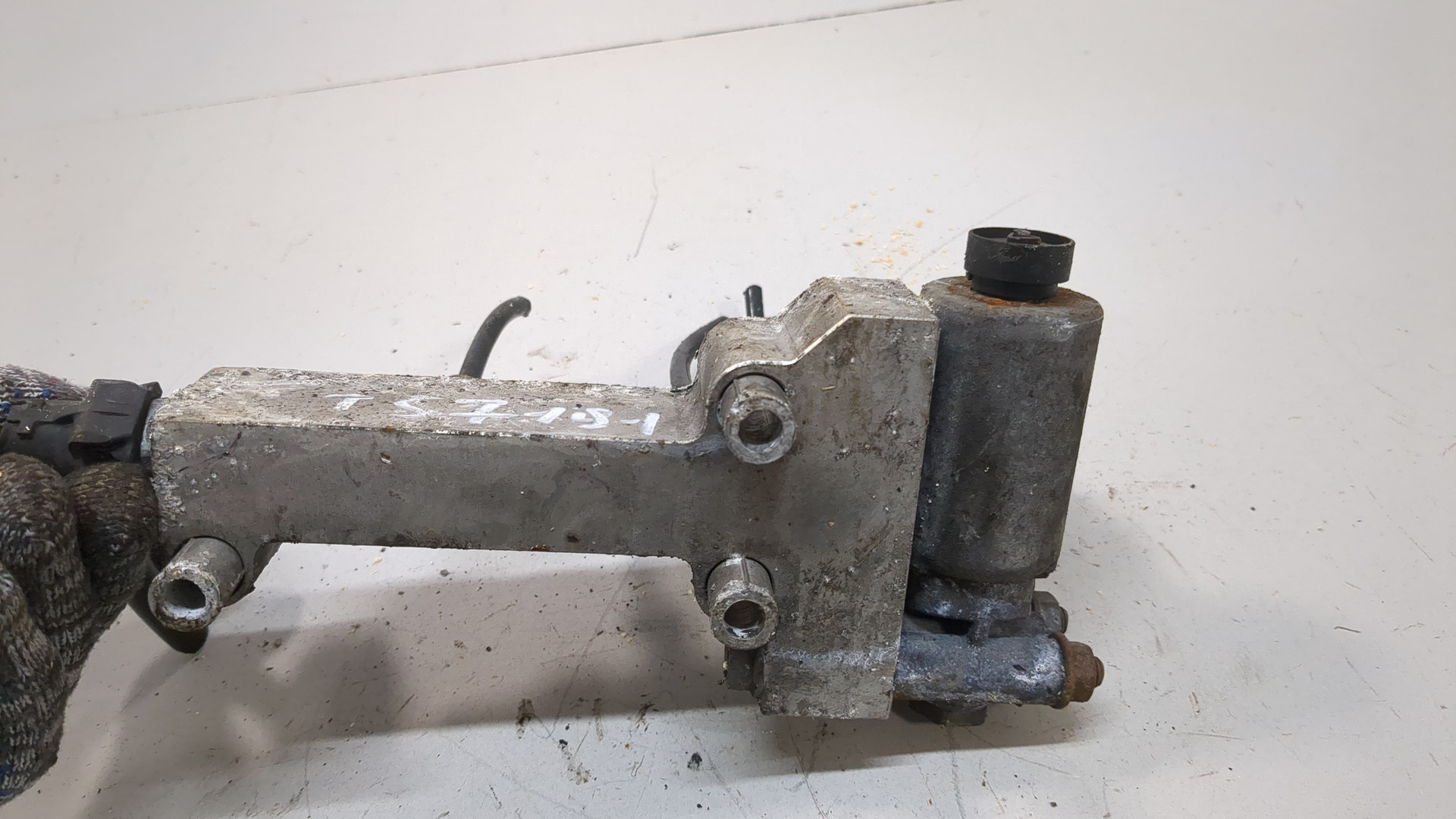 Распределитель тормозных сил