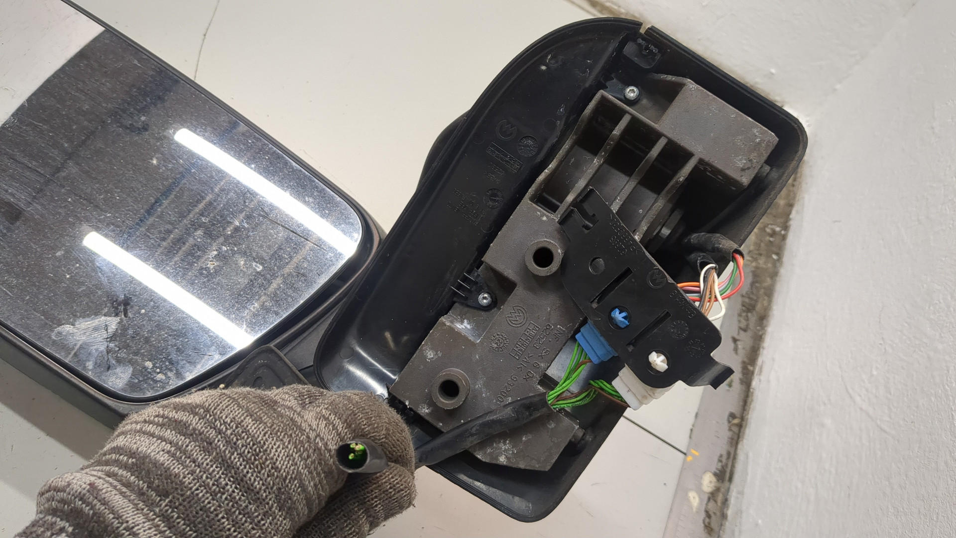 Зеркало правое электрическое