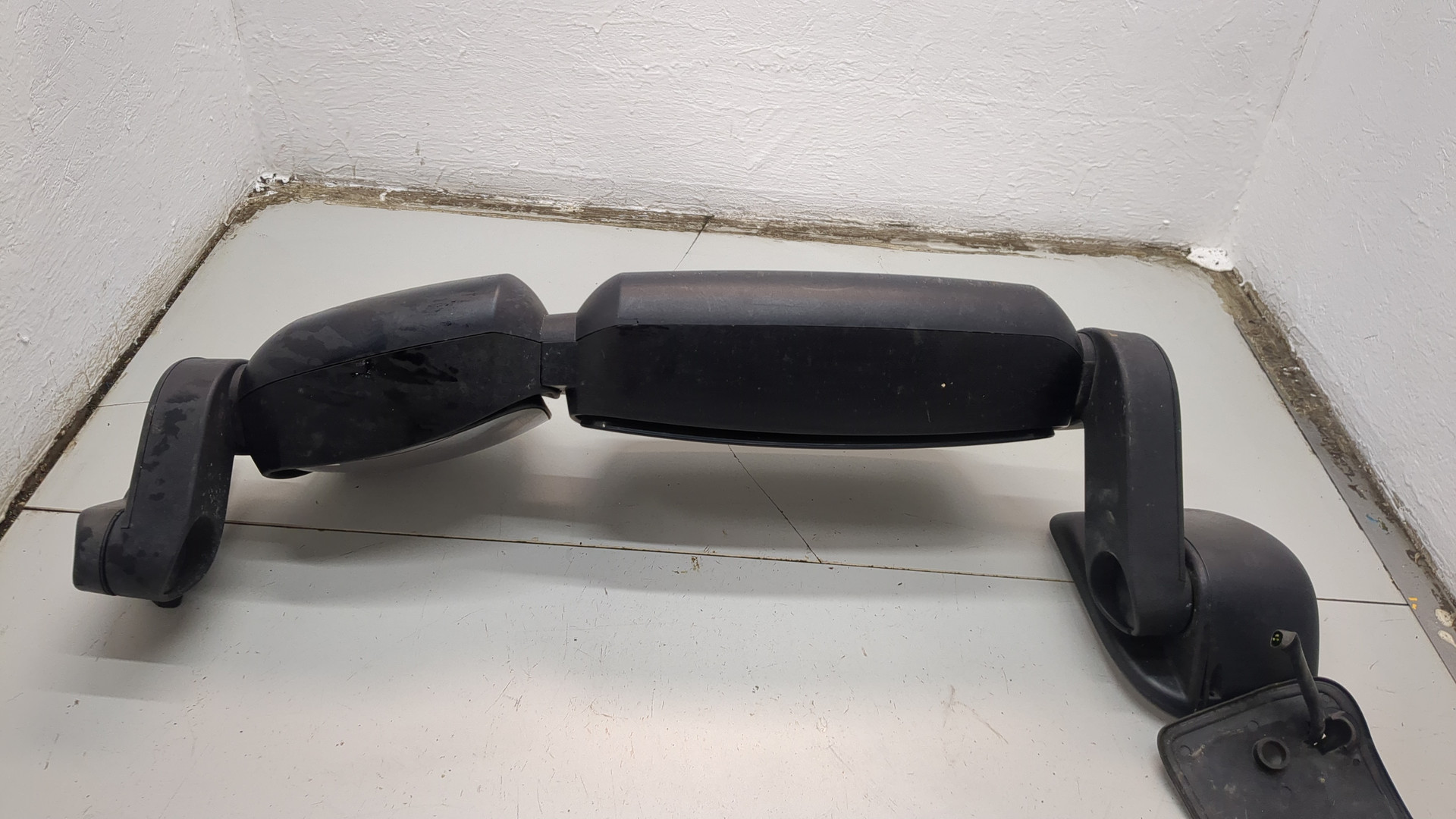 Зеркало правое электрическое