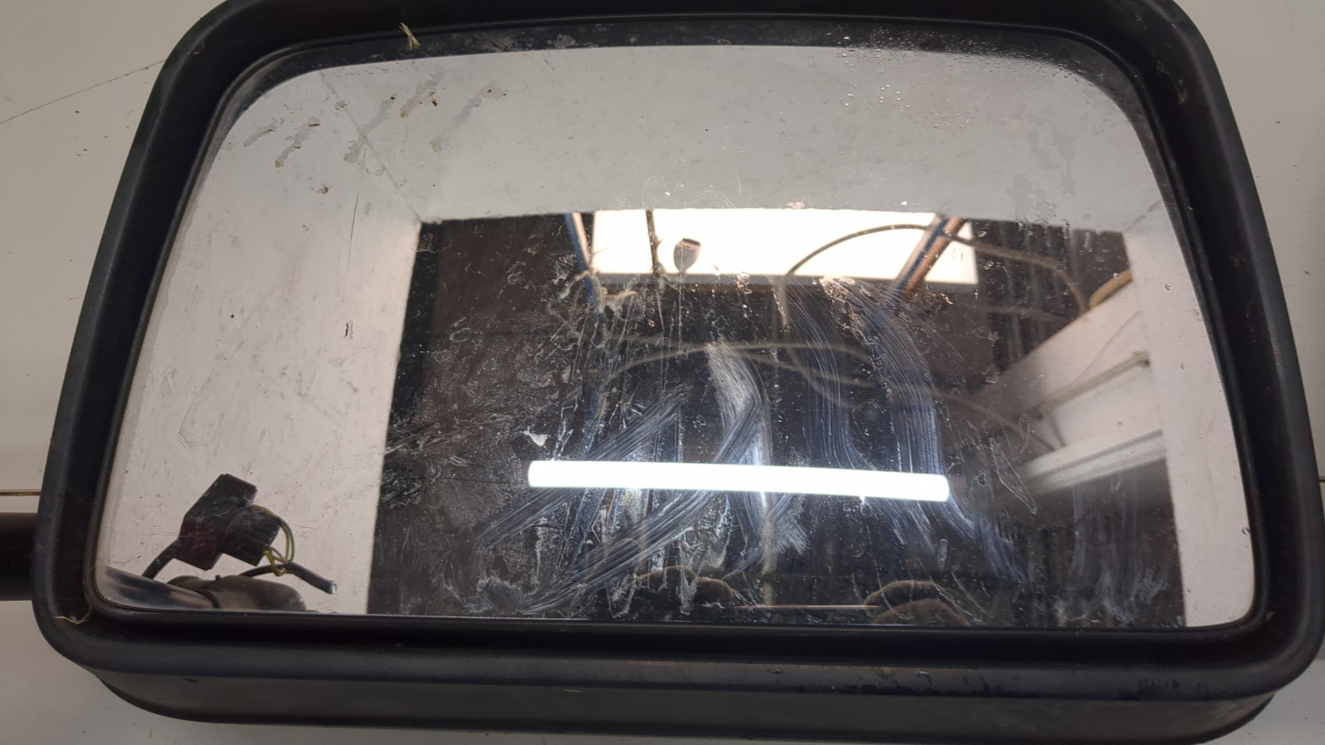 Зеркало левое электрическое