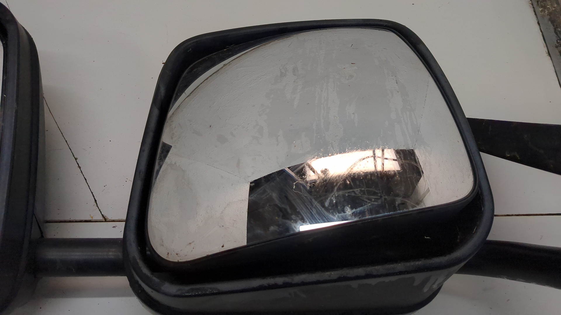 Зеркало левое электрическое