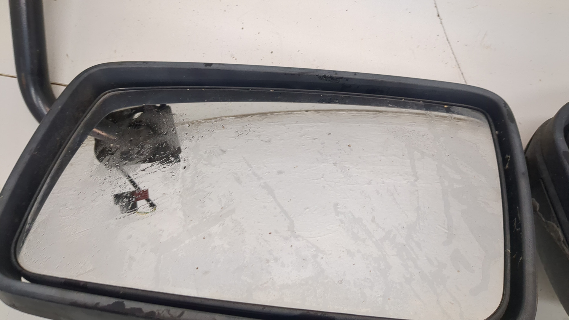 Зеркало правое электрическое