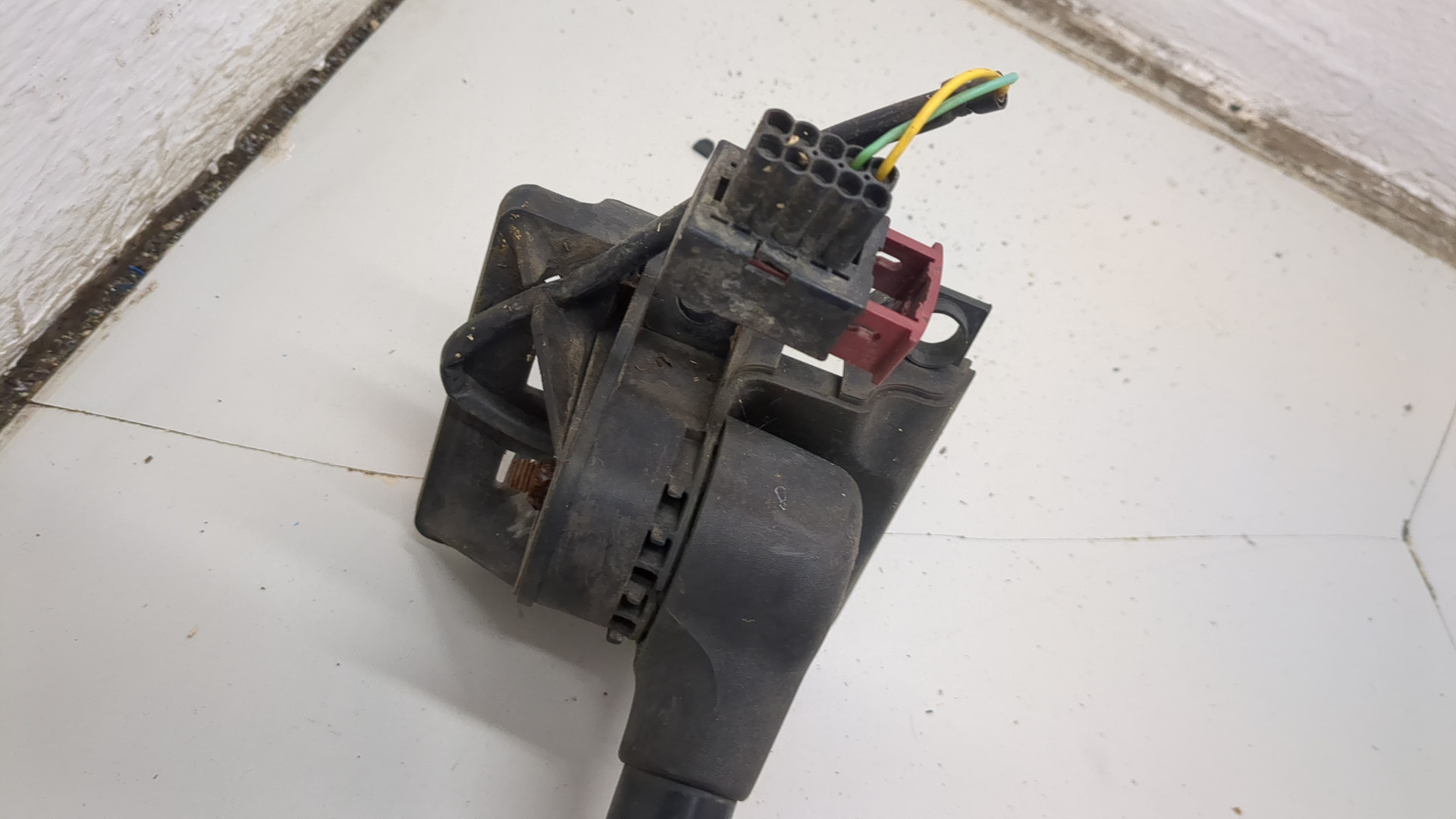 Зеркало правое электрическое