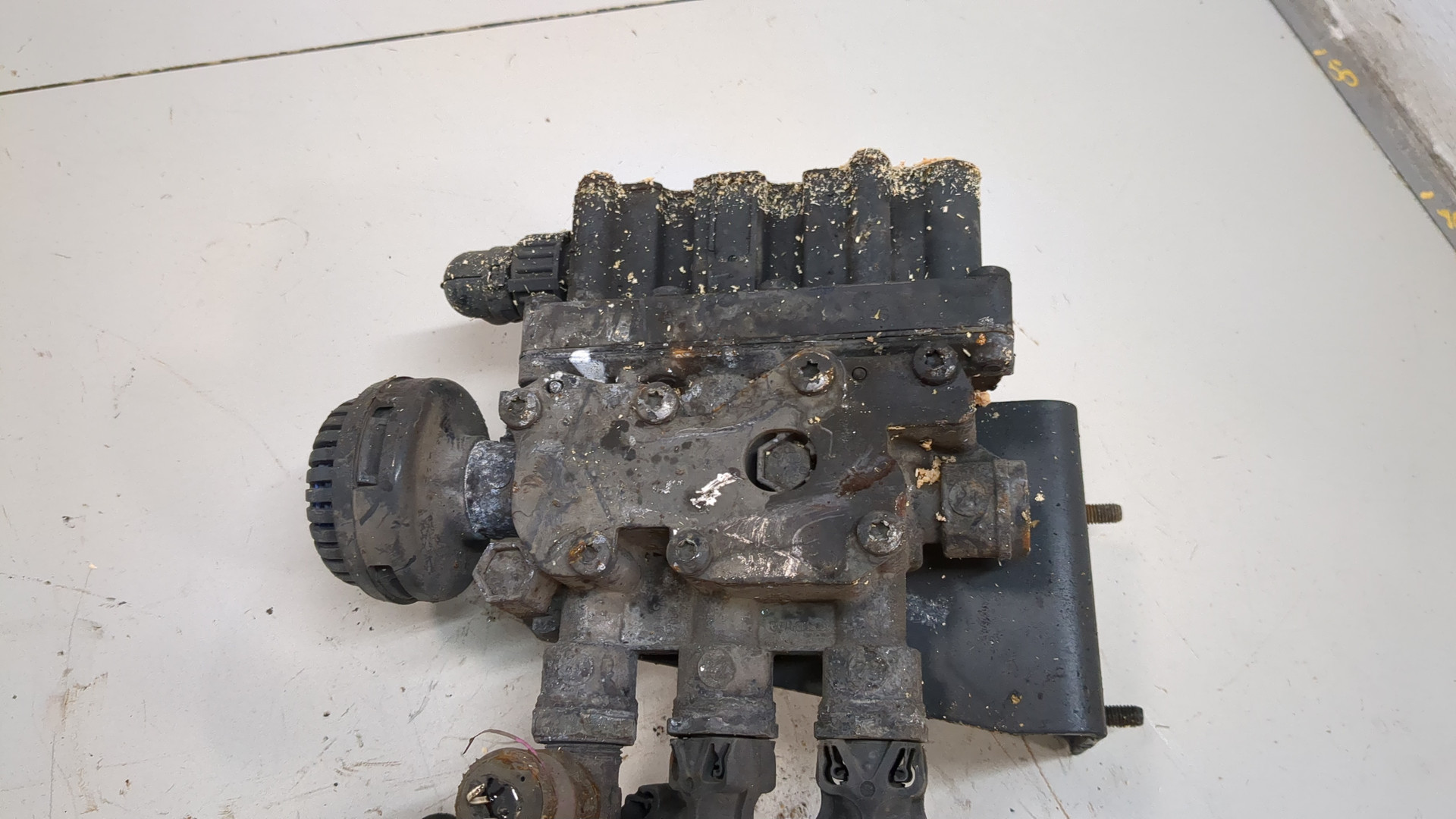 Кран уровня пола