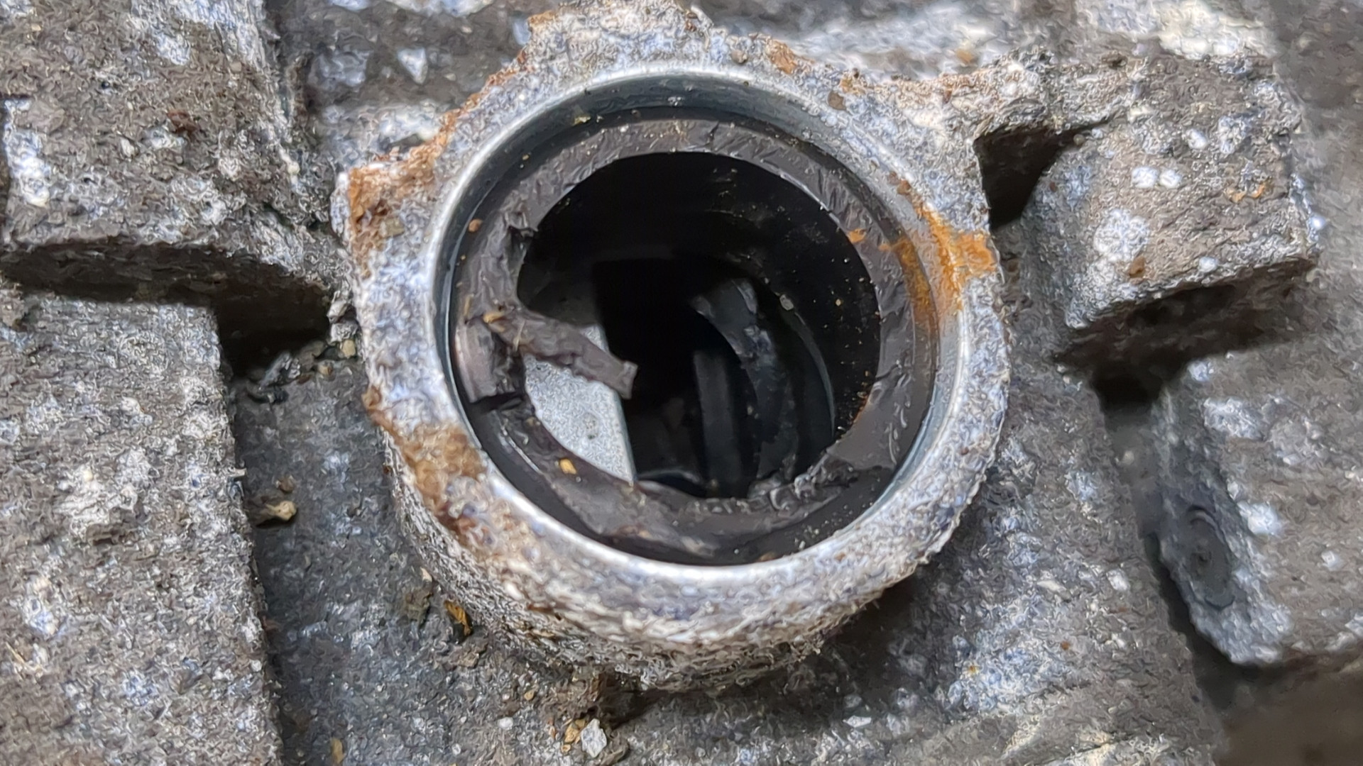 Кран уровня пола