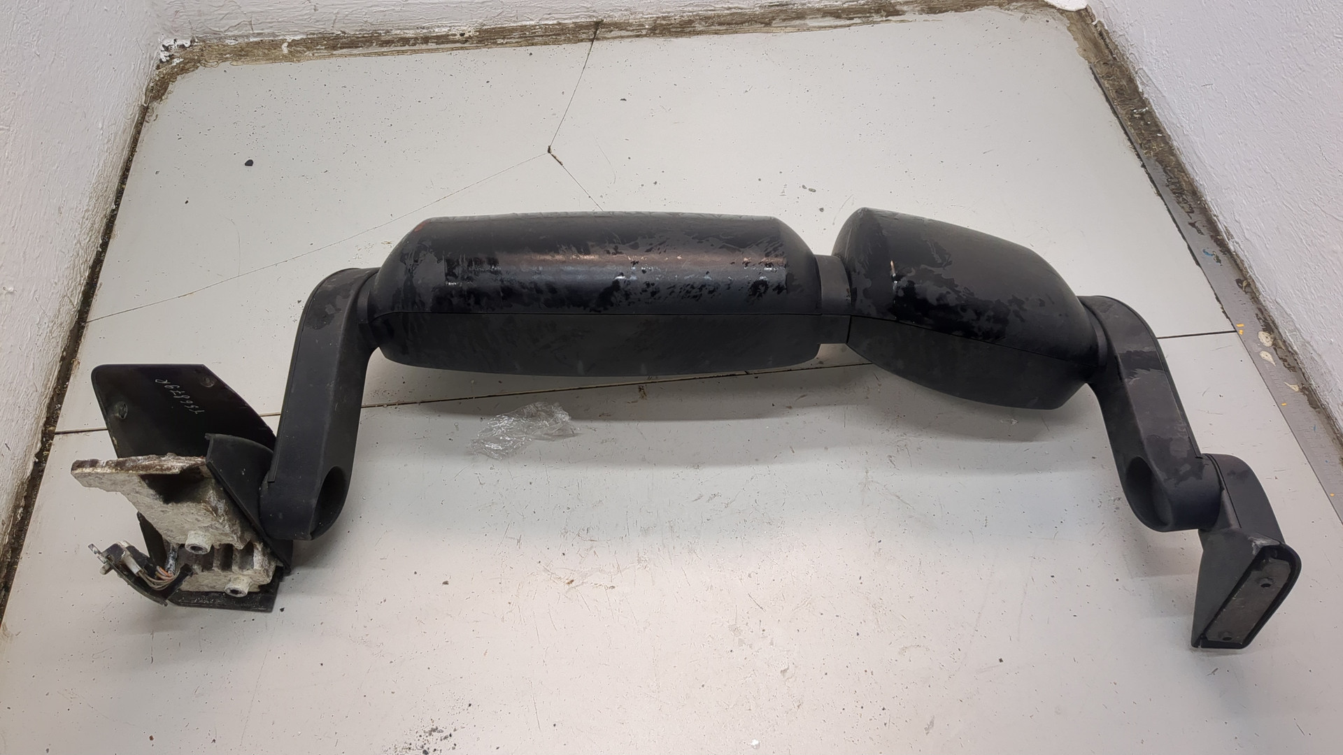 Зеркало правое электрическое