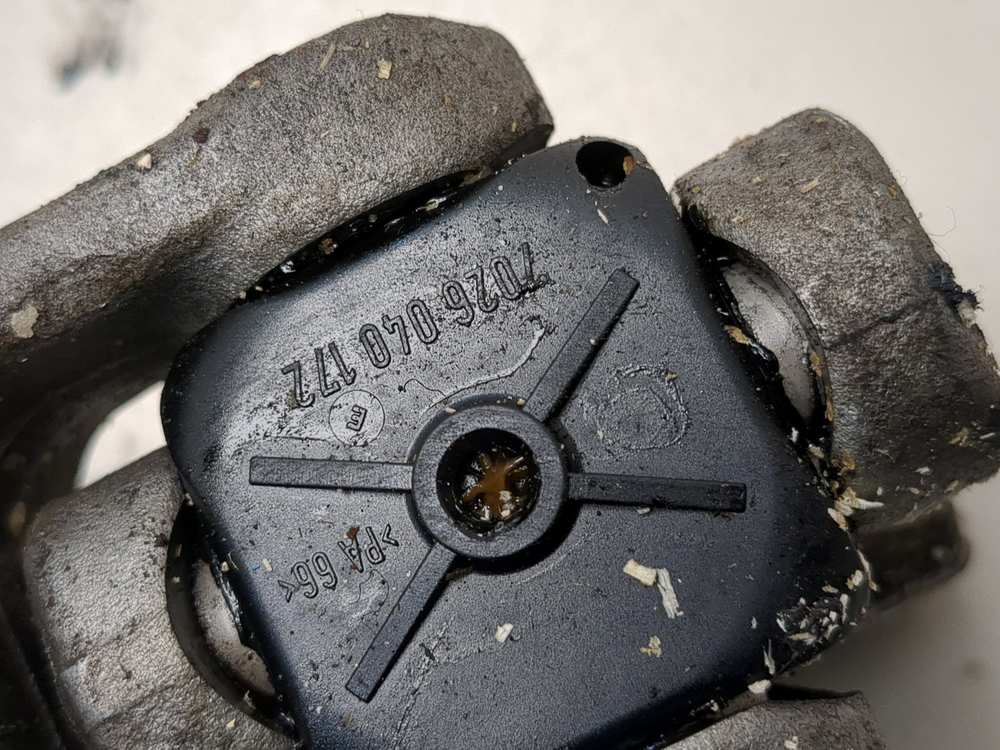 Кардан рулевой