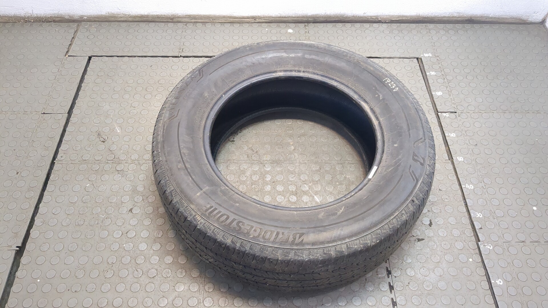 Шины комплект (4 шт.)