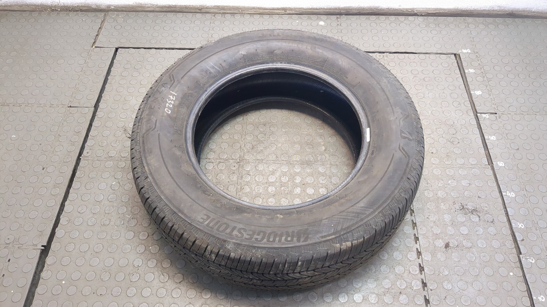 Шины комплект (4 шт.)