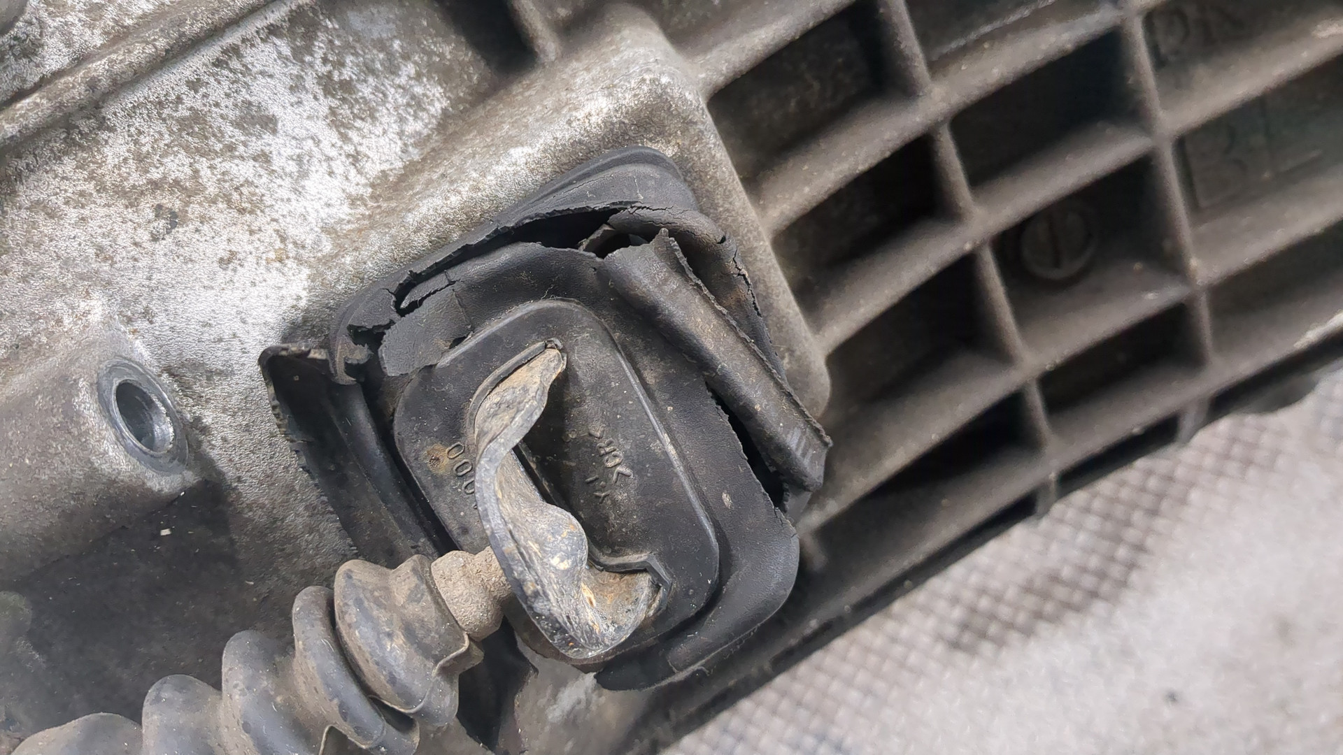 МКПП (механическая коробка переключения передач)