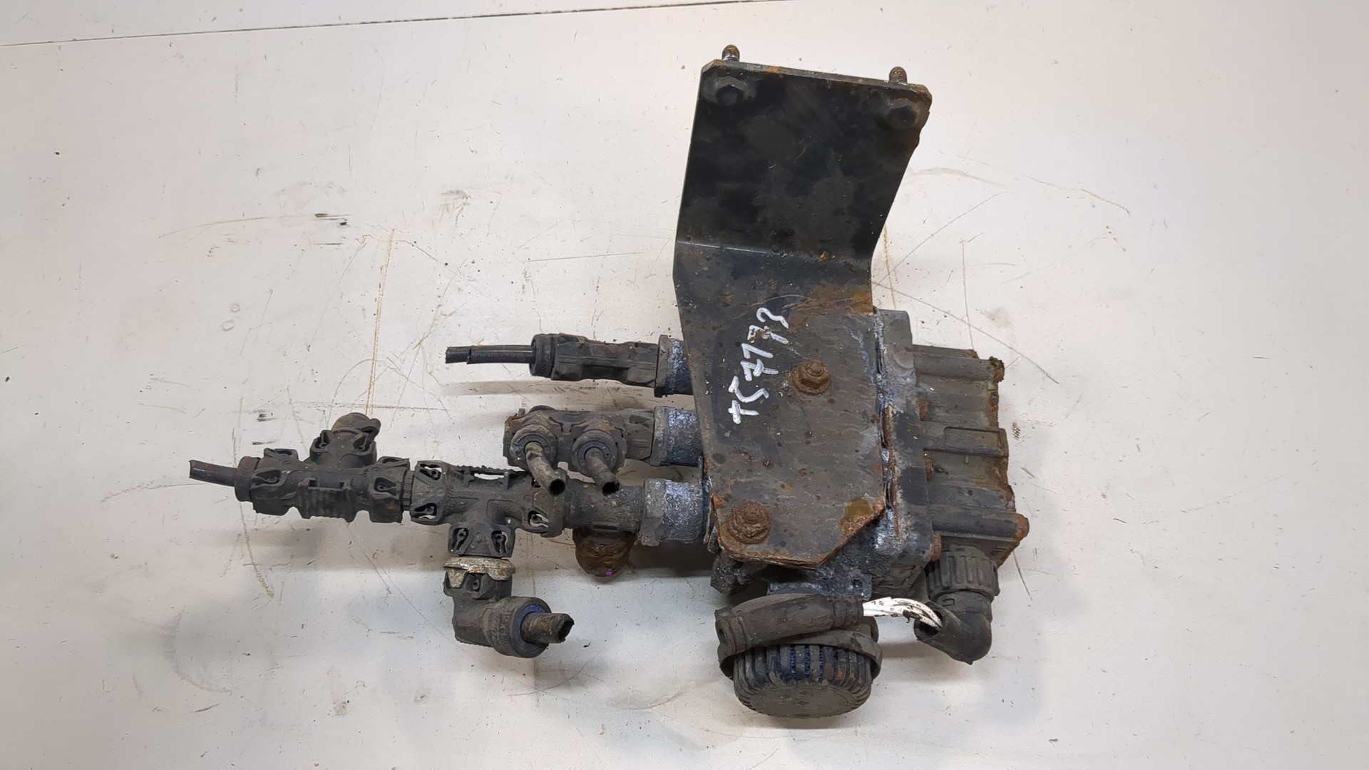 Кран уровня пола