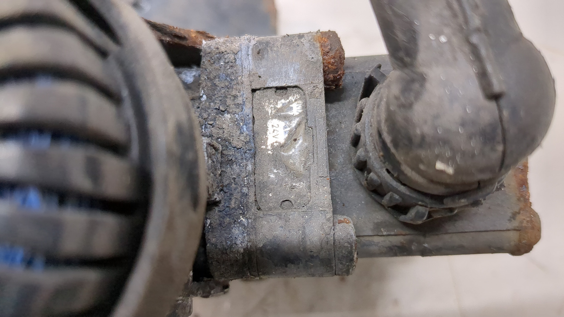 Кран уровня пола