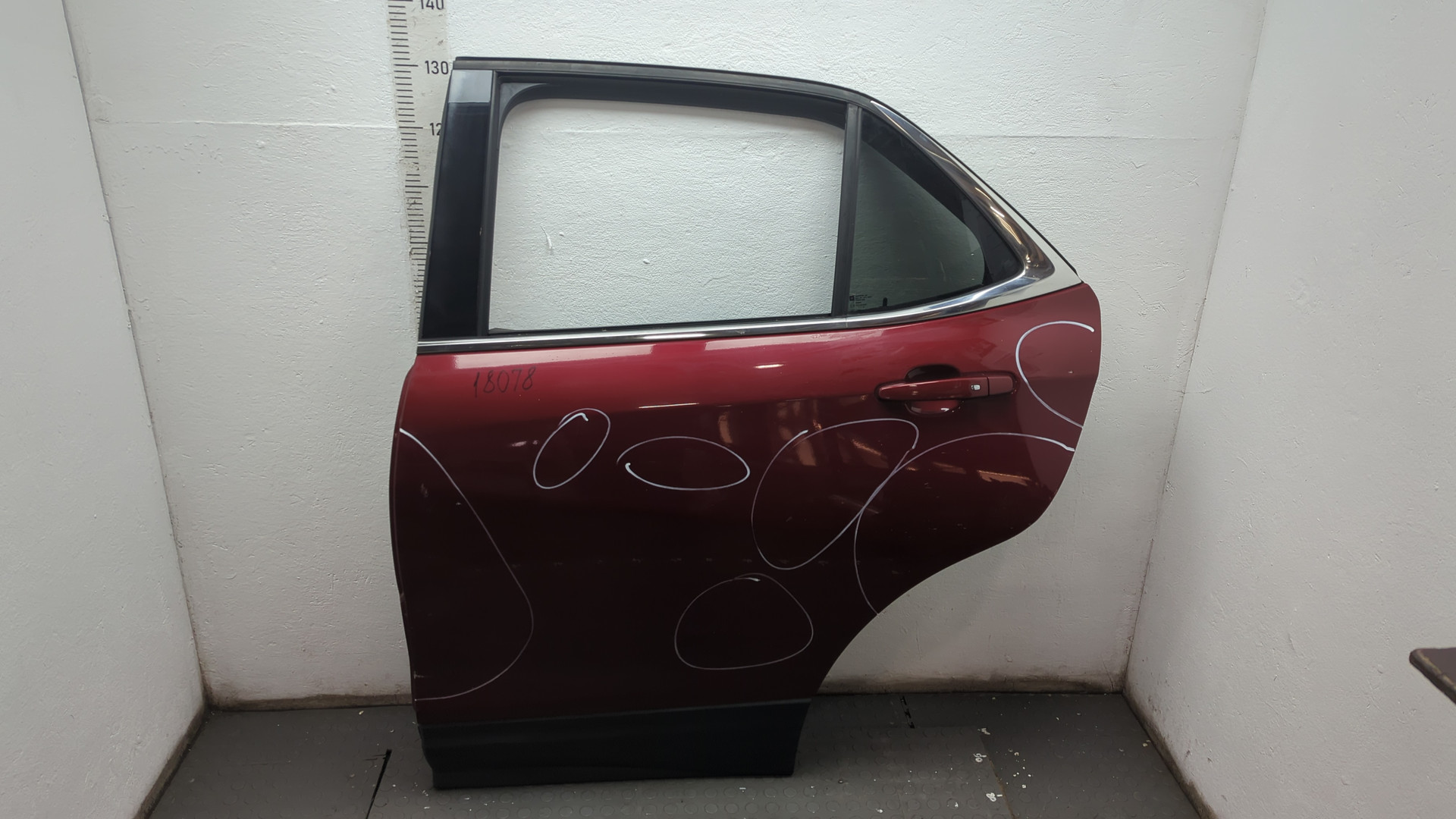 Дверь задняя левая