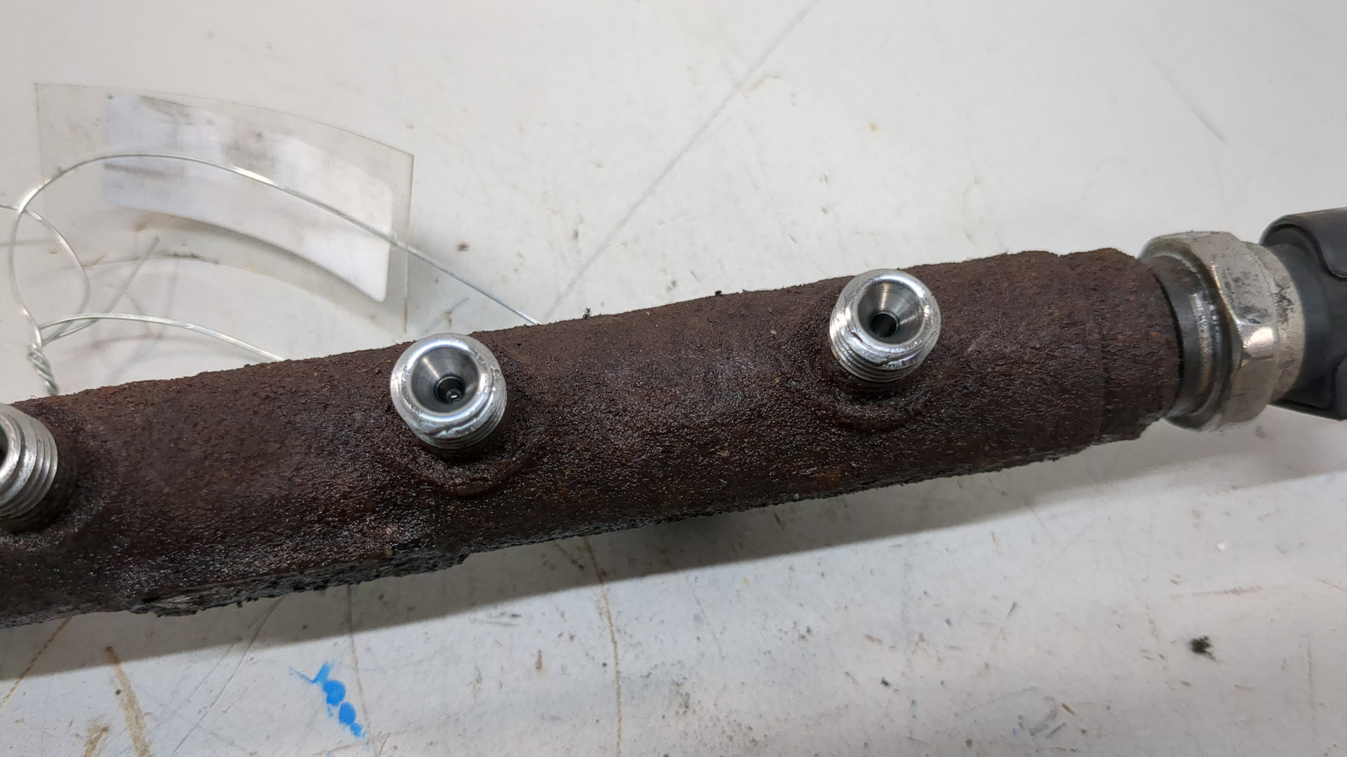 Рейка топливная (рампа)