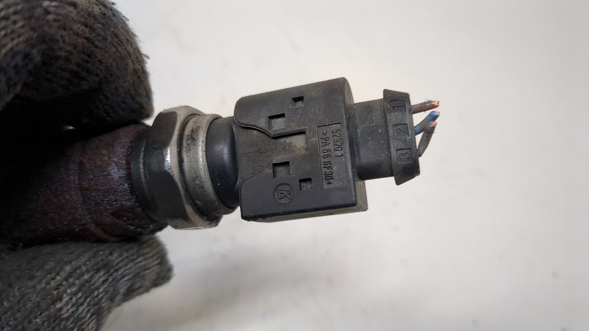 Рейка топливная (рампа)