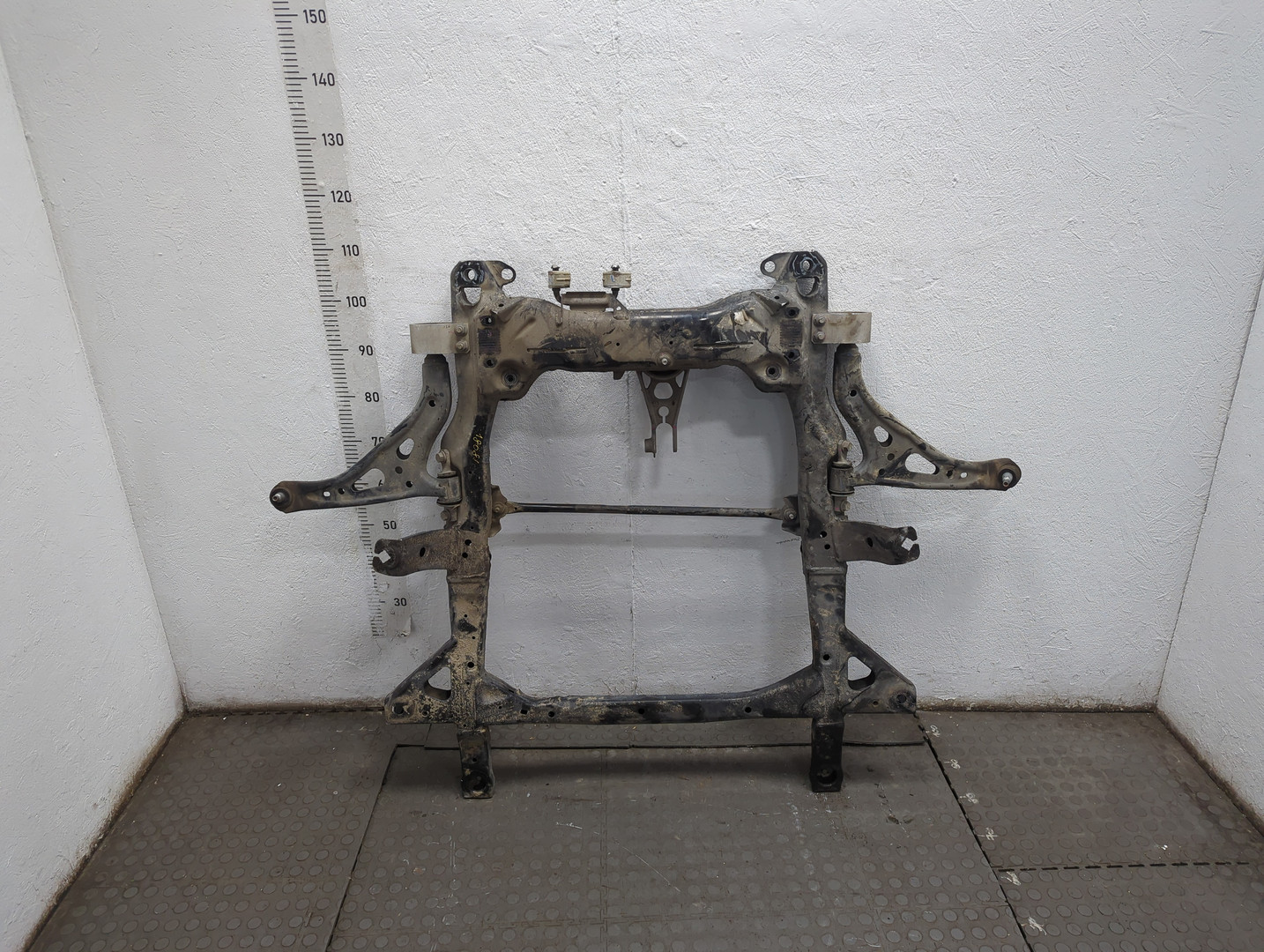 Балка подмоторная