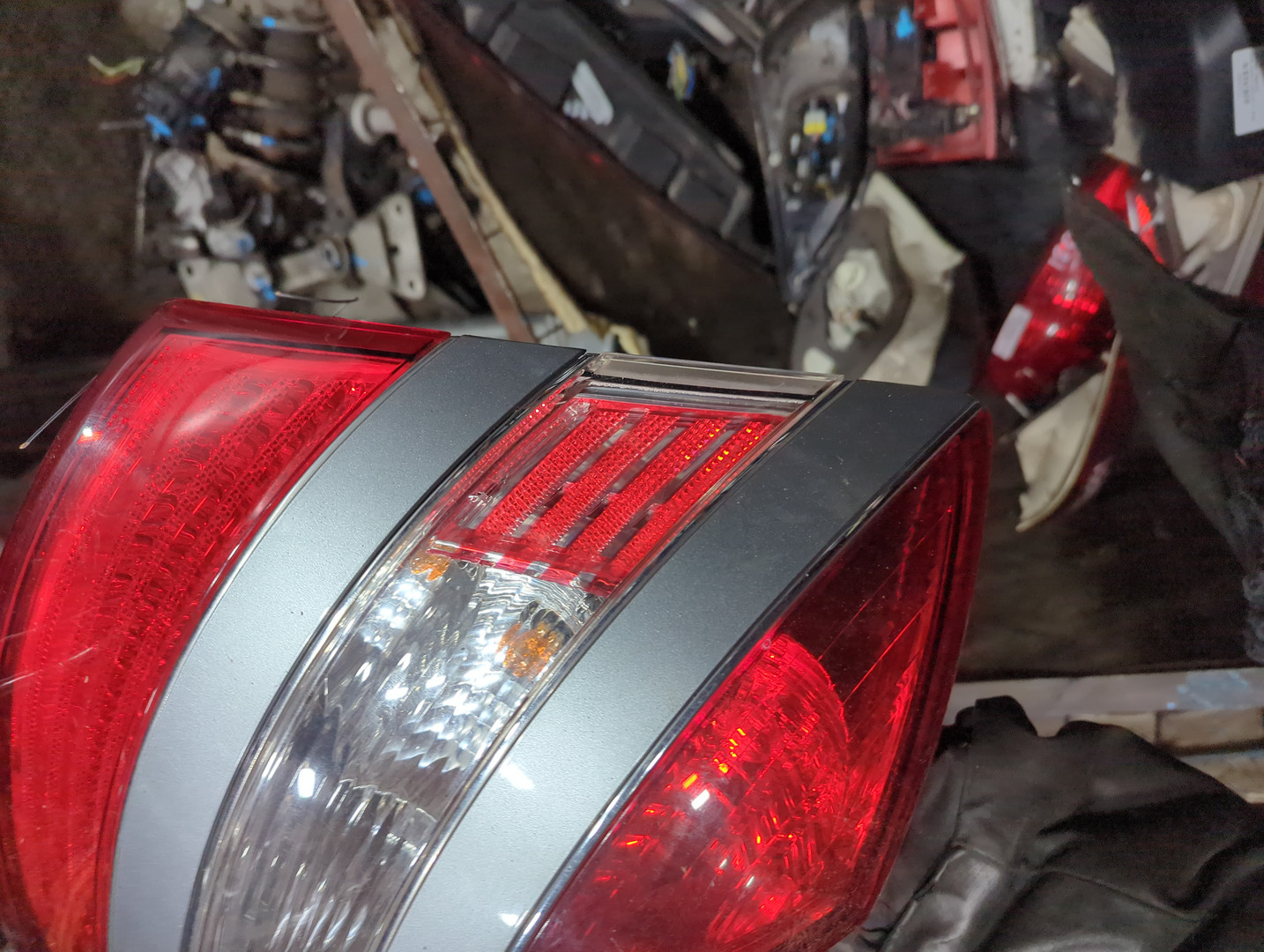 Фонарь задний левый