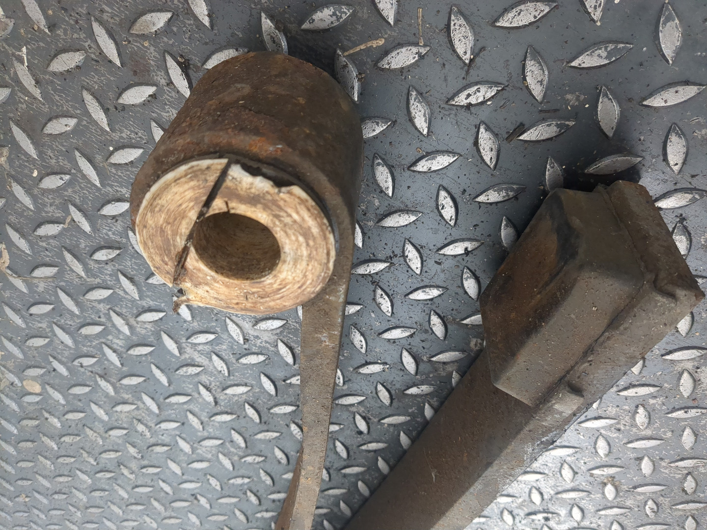 Рессора задняя