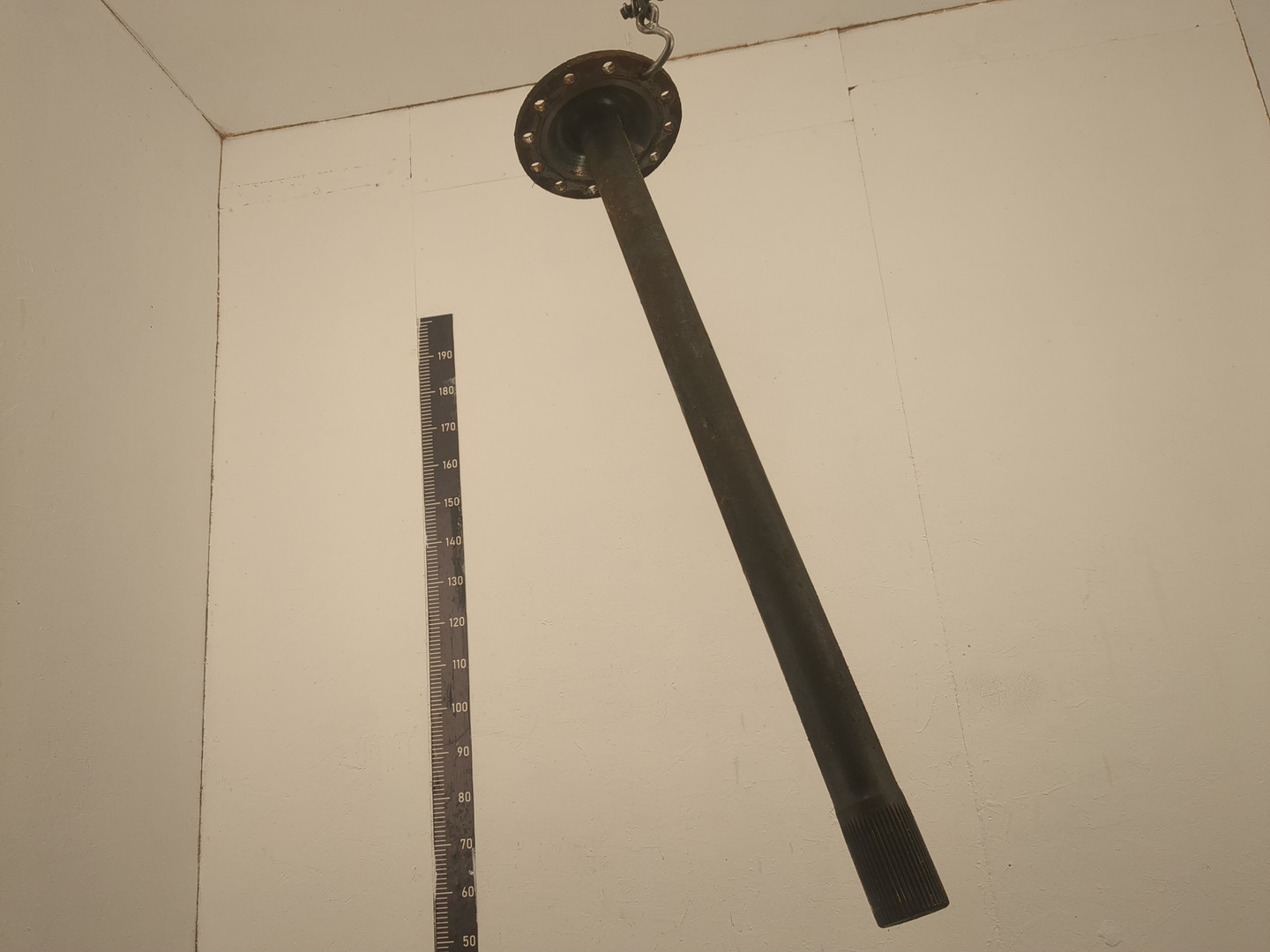 Полуось передняя правая