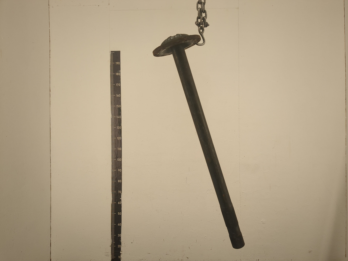 Полуось передняя левая