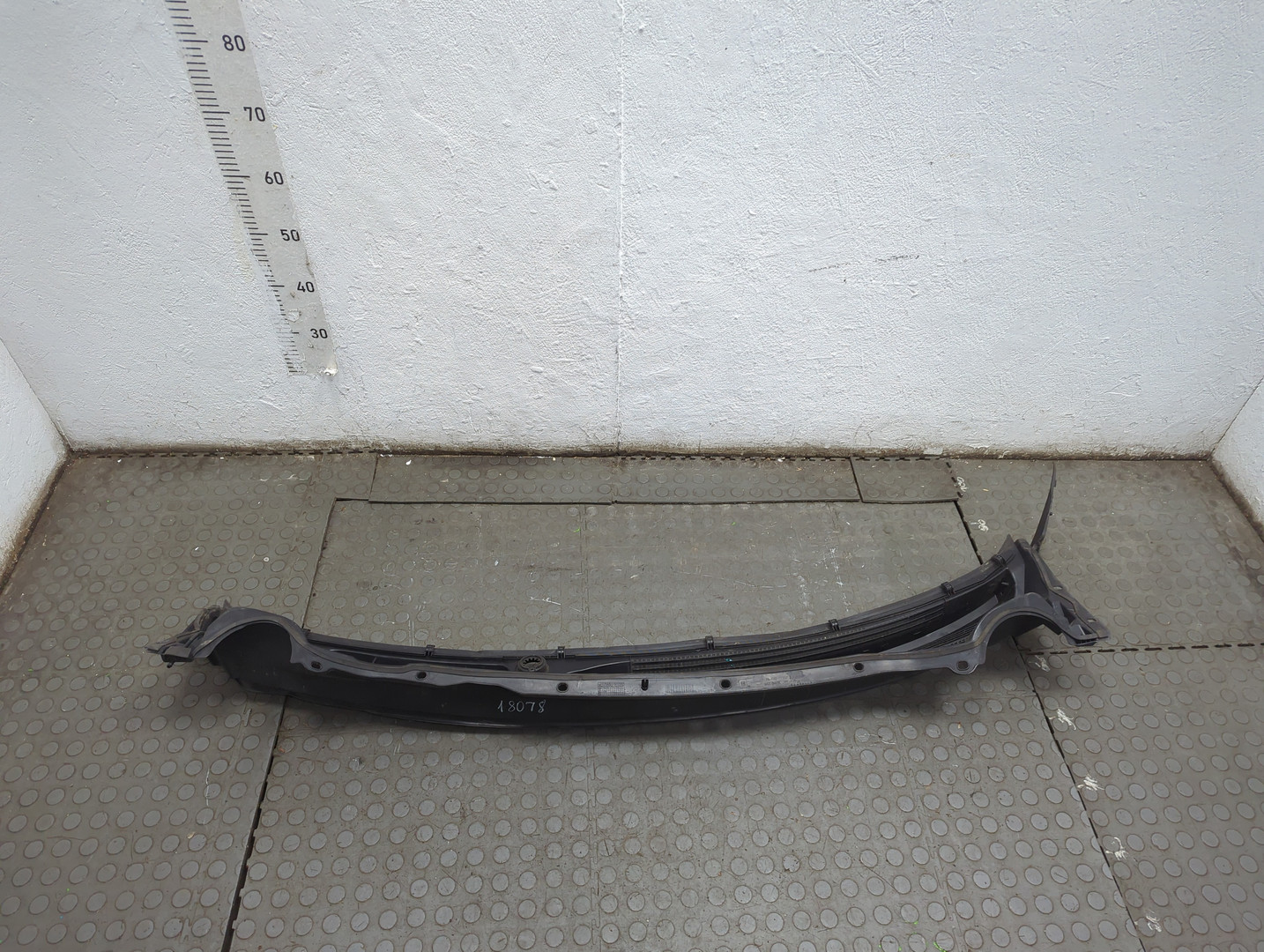 Решетка стеклоочистителей (Жабо)