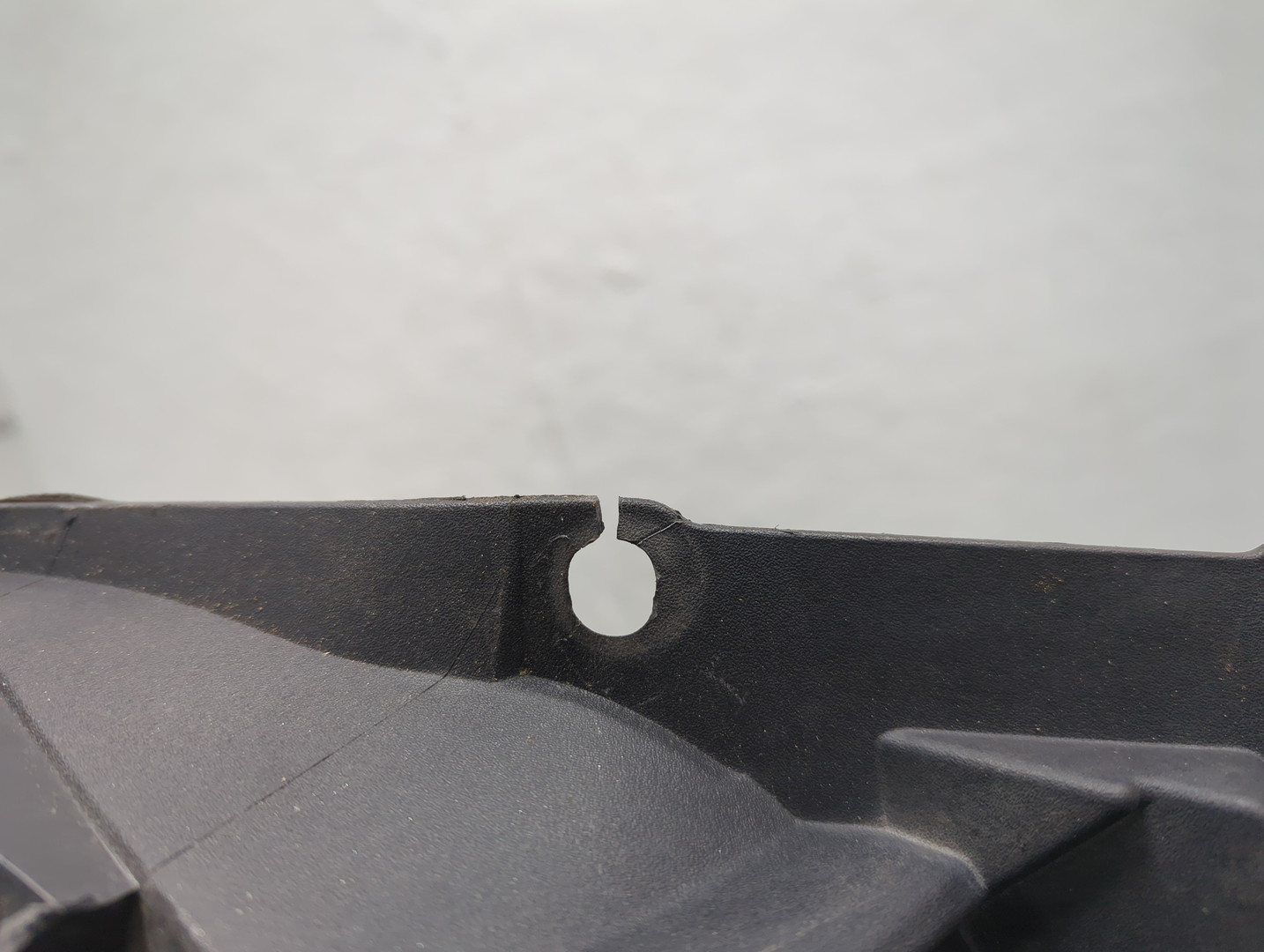 Решетка стеклоочистителей (Жабо)