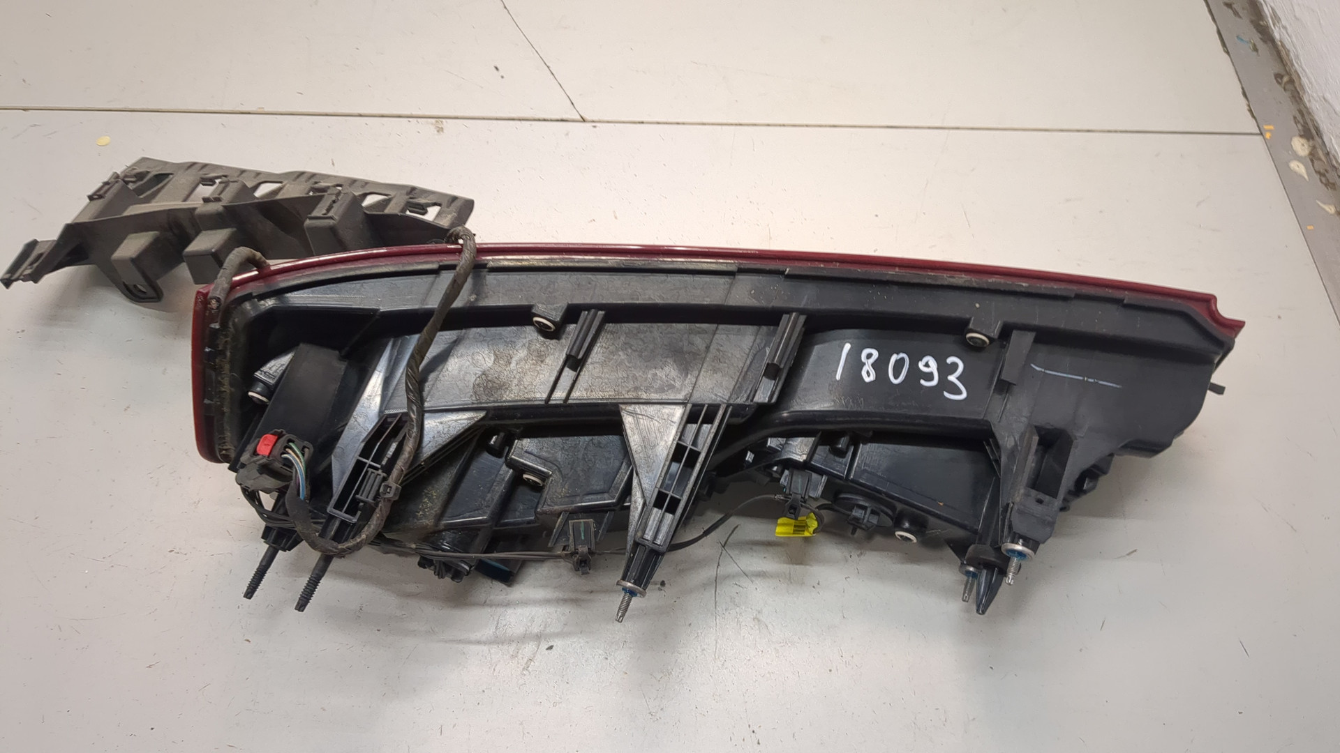 Фонарь задний левый