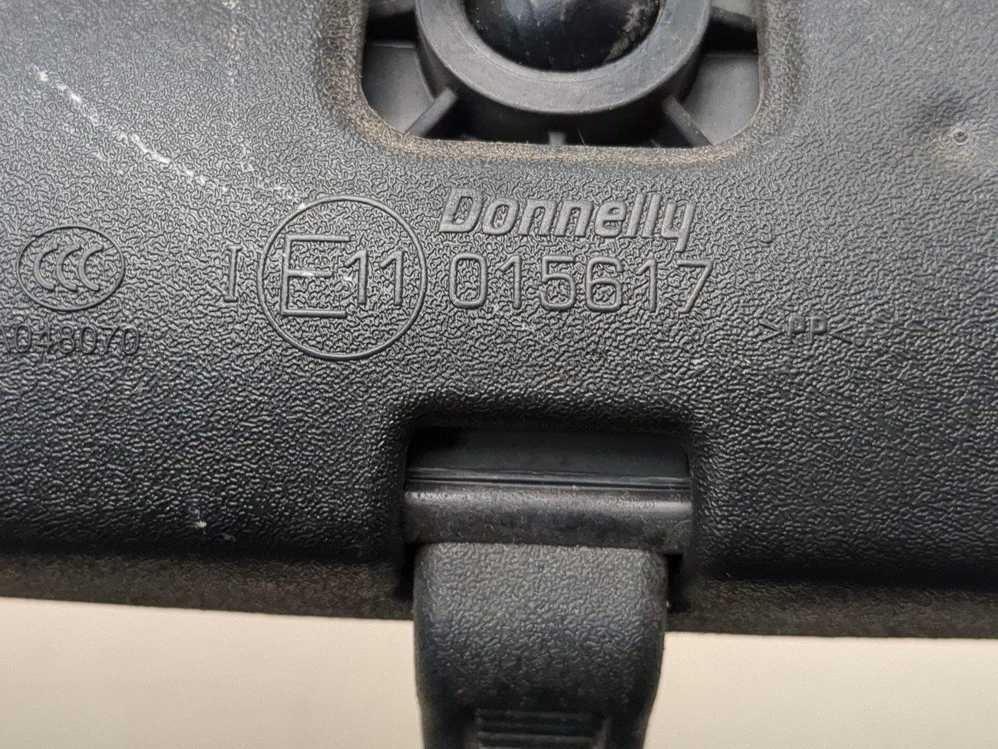 Зеркало заднего вида