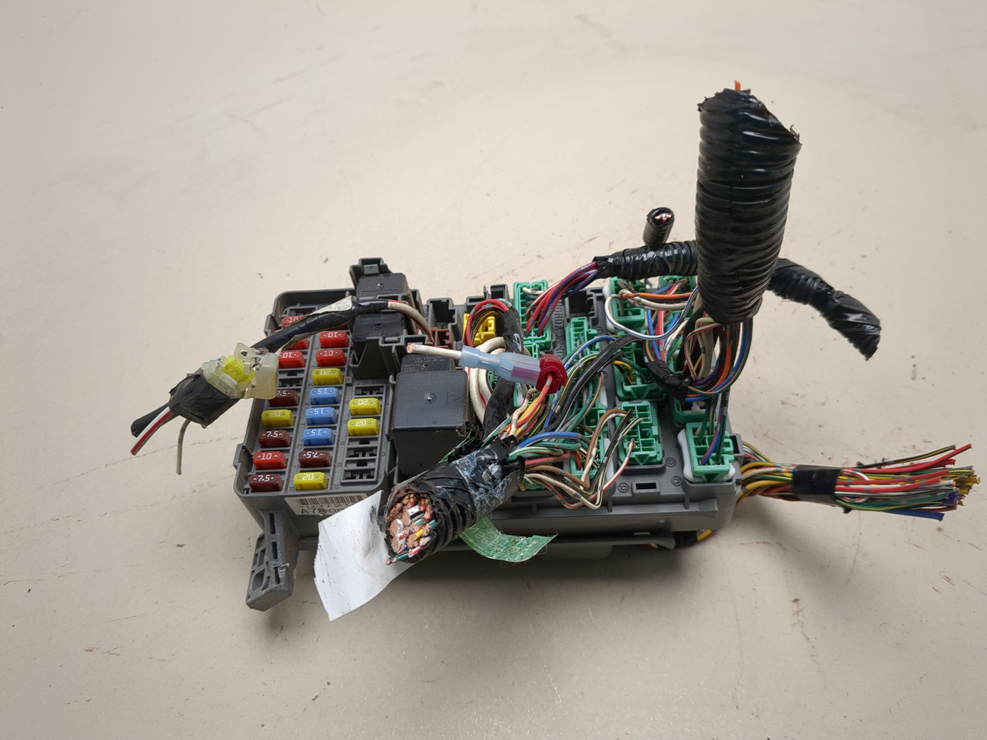 Блок предохранителей