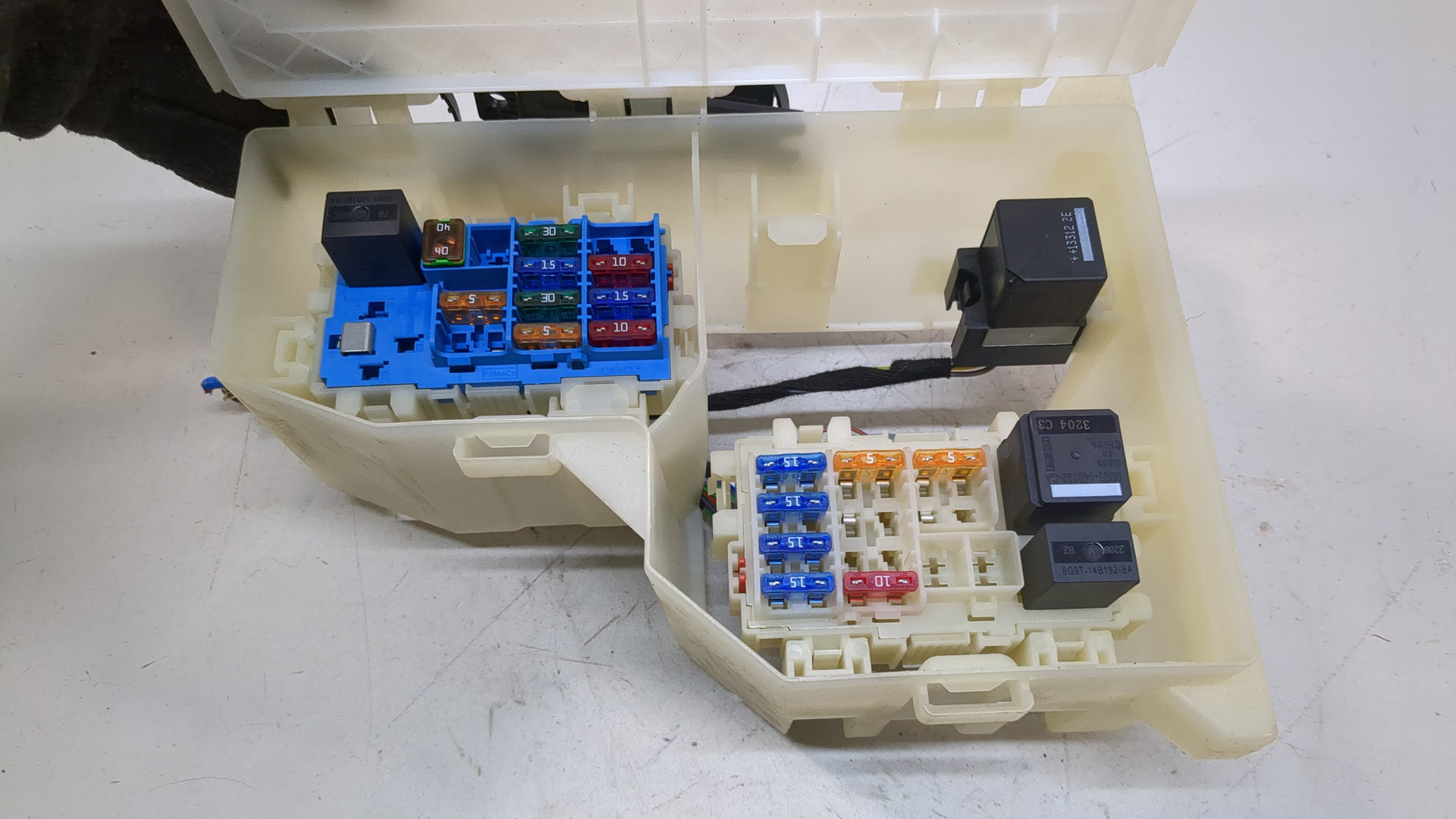 Блок предохранителей