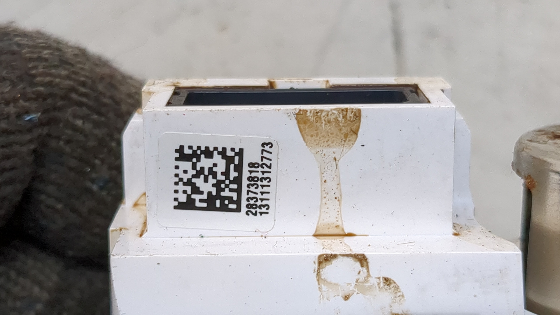Гнездо AUX / USB IN