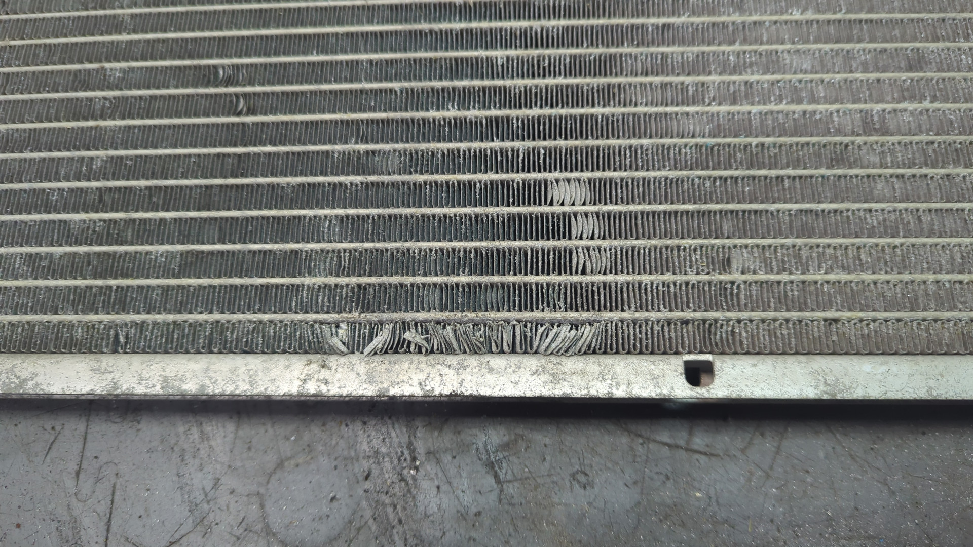 Радиатор кондиционера / конденсер