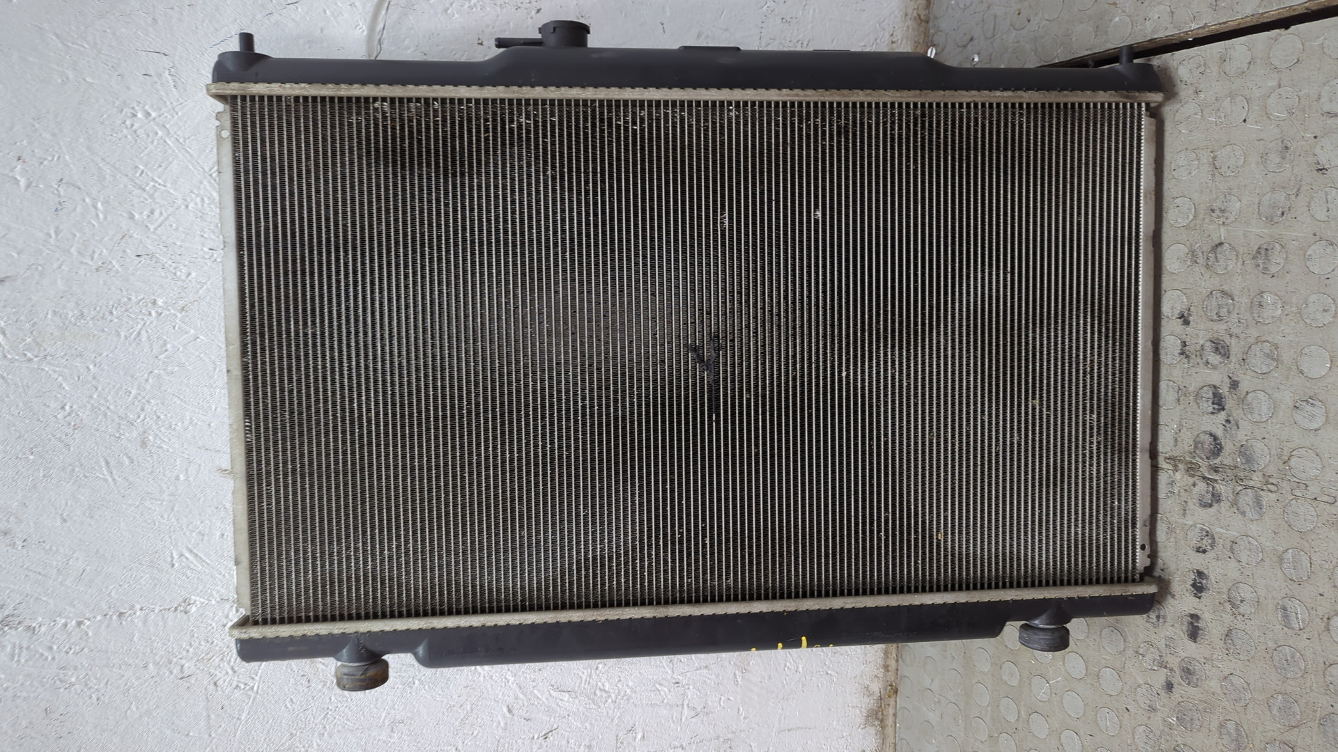 Радиатор охлаждения двигателя основной