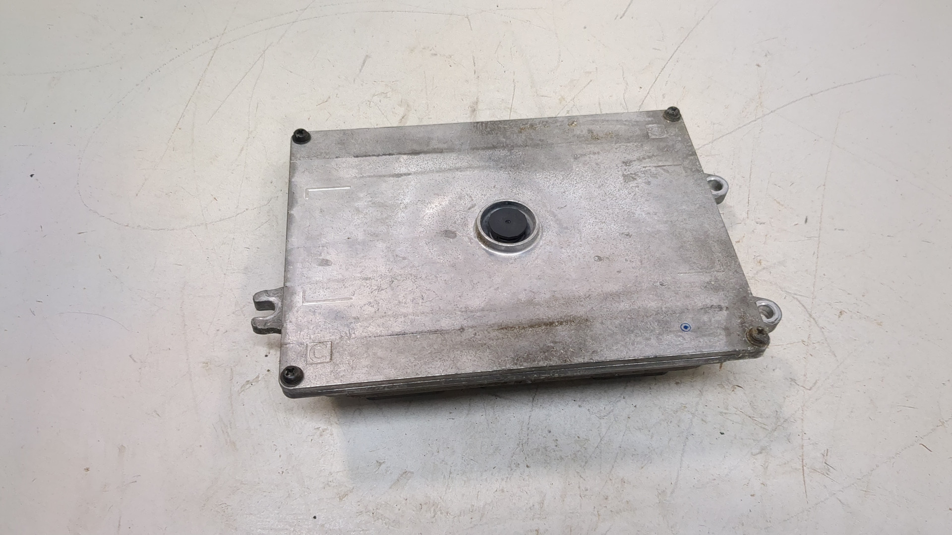 Блок управления двигателем