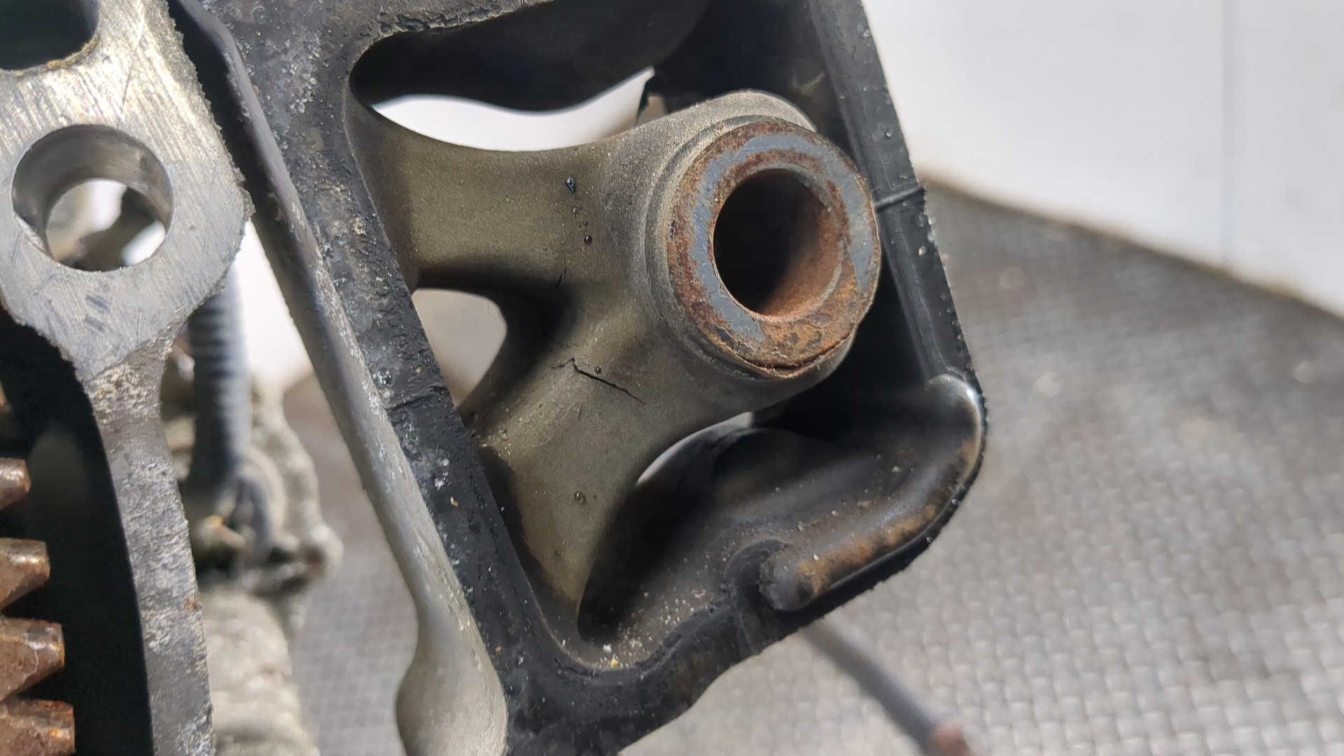 АКПП (автоматическая коробка переключения передач)