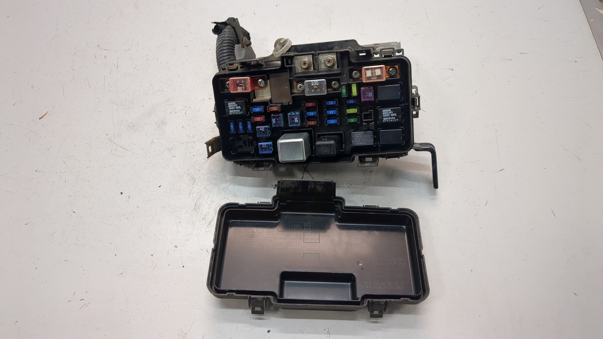 Блок предохранителей