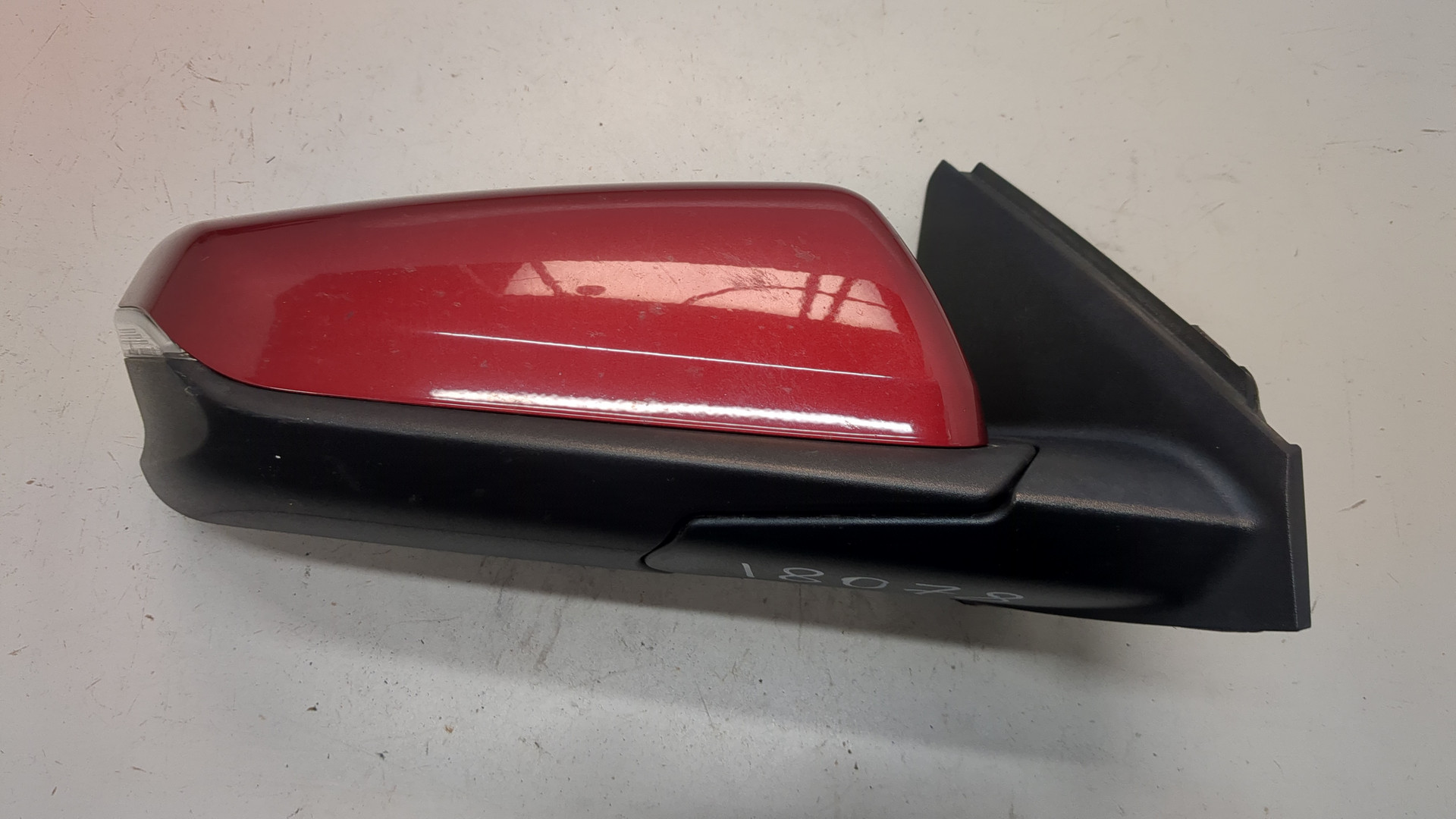 Зеркало правое электрическое