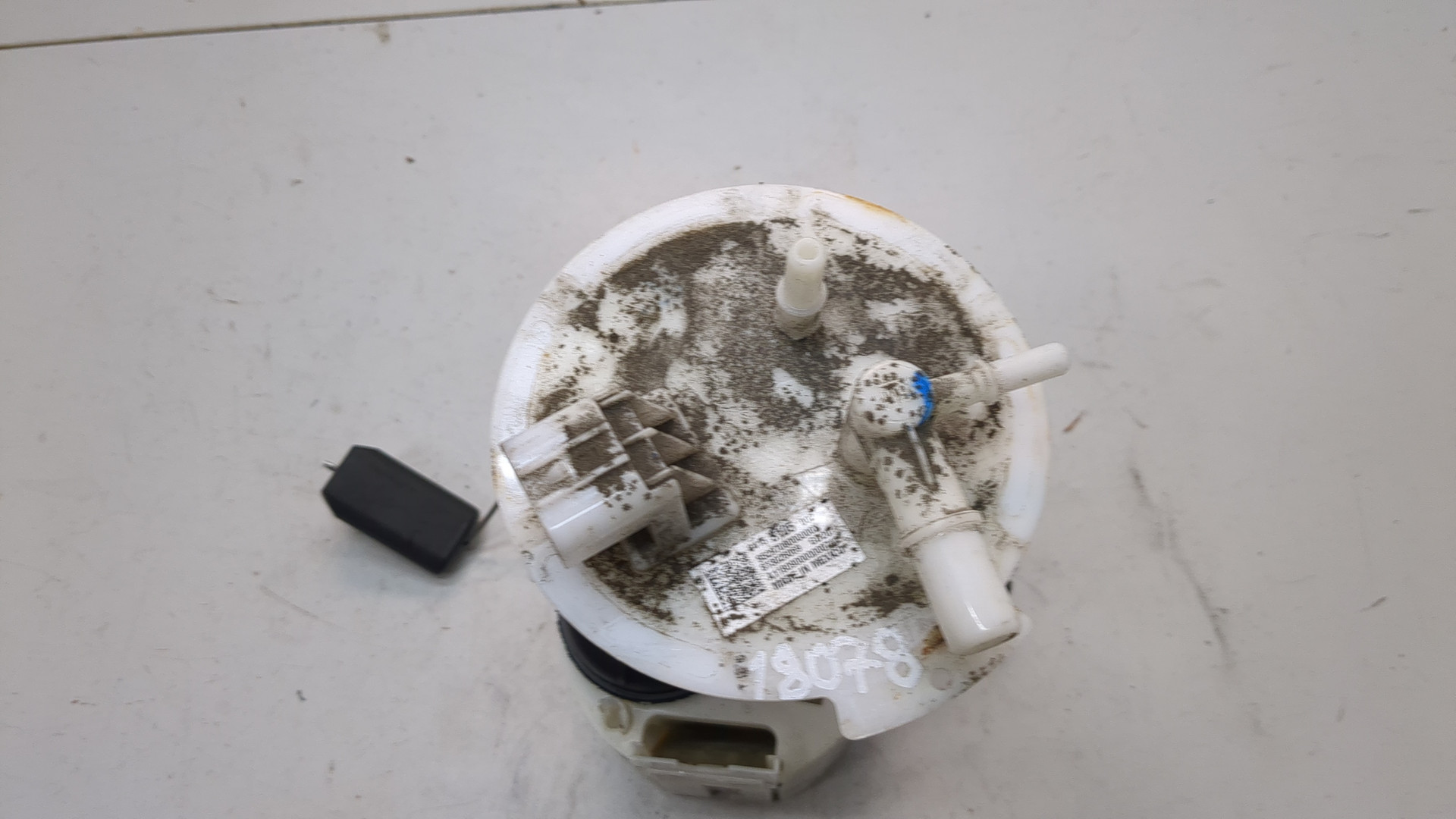 Насос топливный электрический