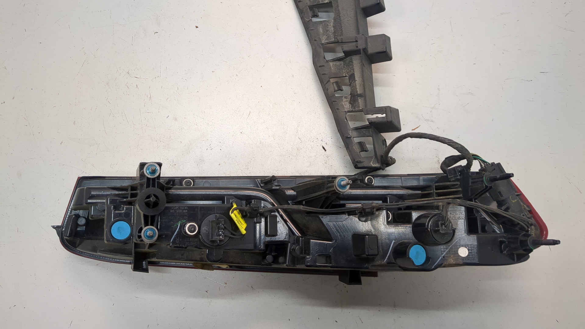 Фонарь задний правый