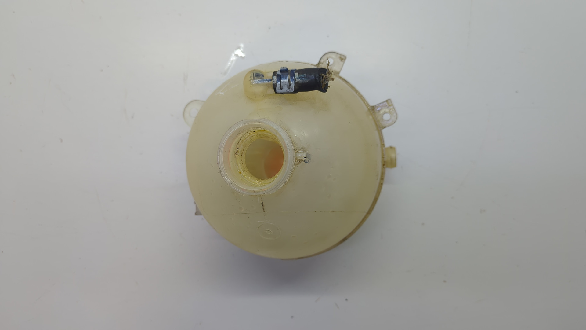 Бачок расширительный