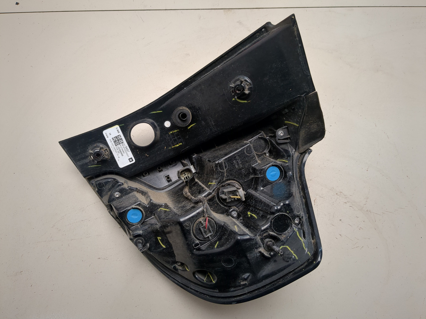 Фонарь задний левый