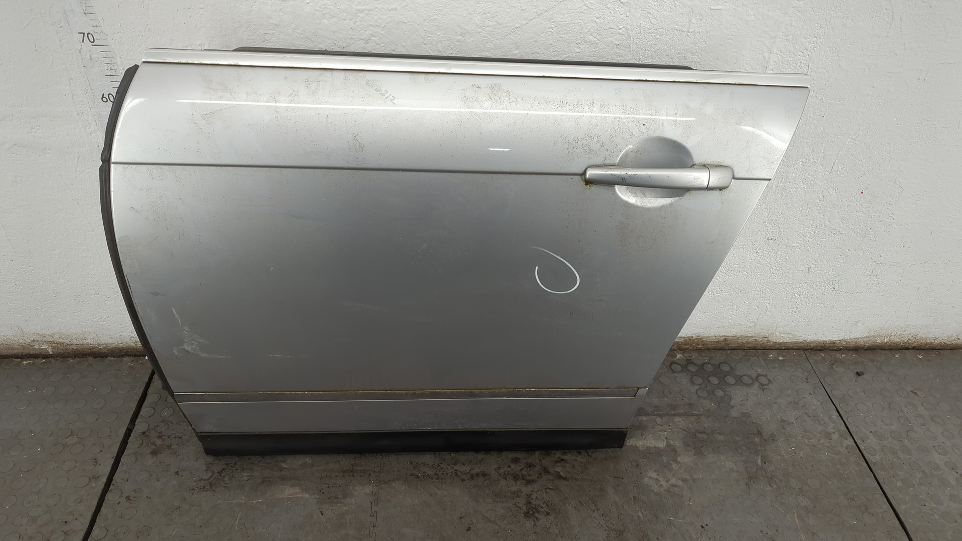 Дверь задняя левая