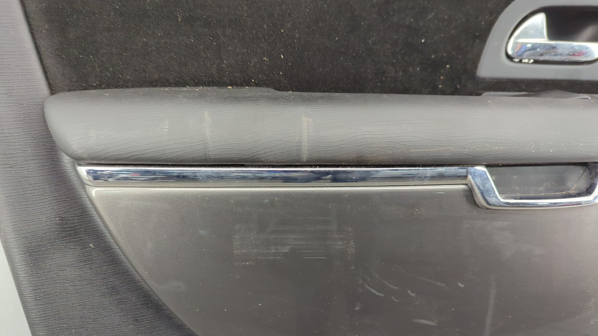 Дверь задняя левая