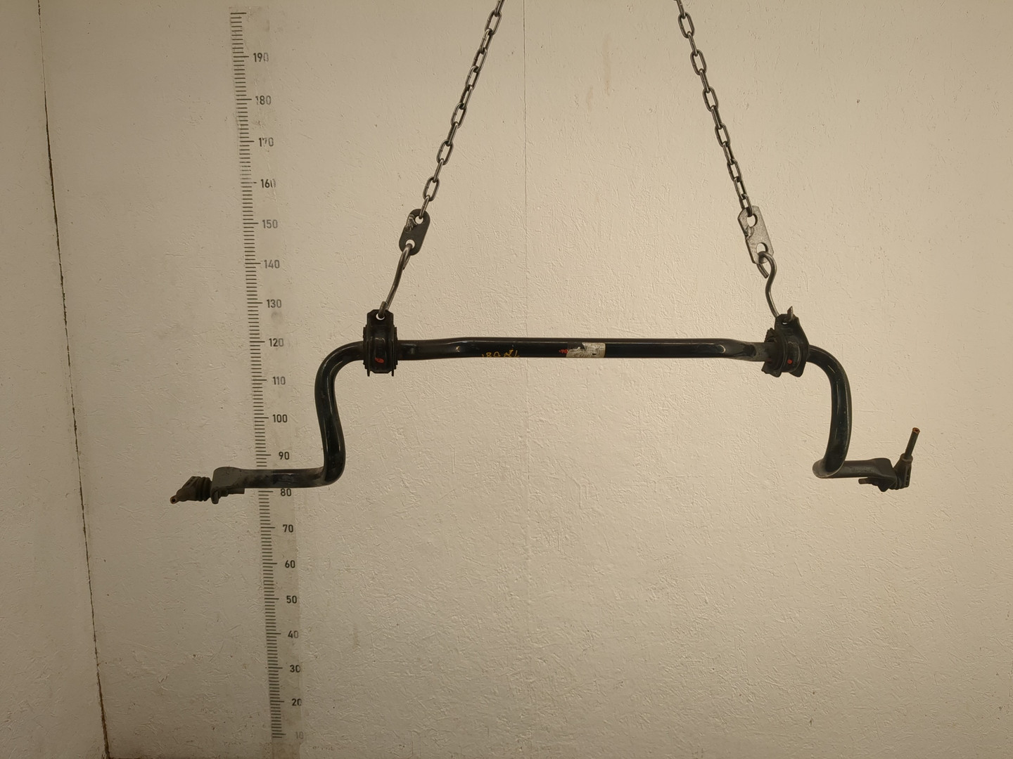 Стабилизатор передний