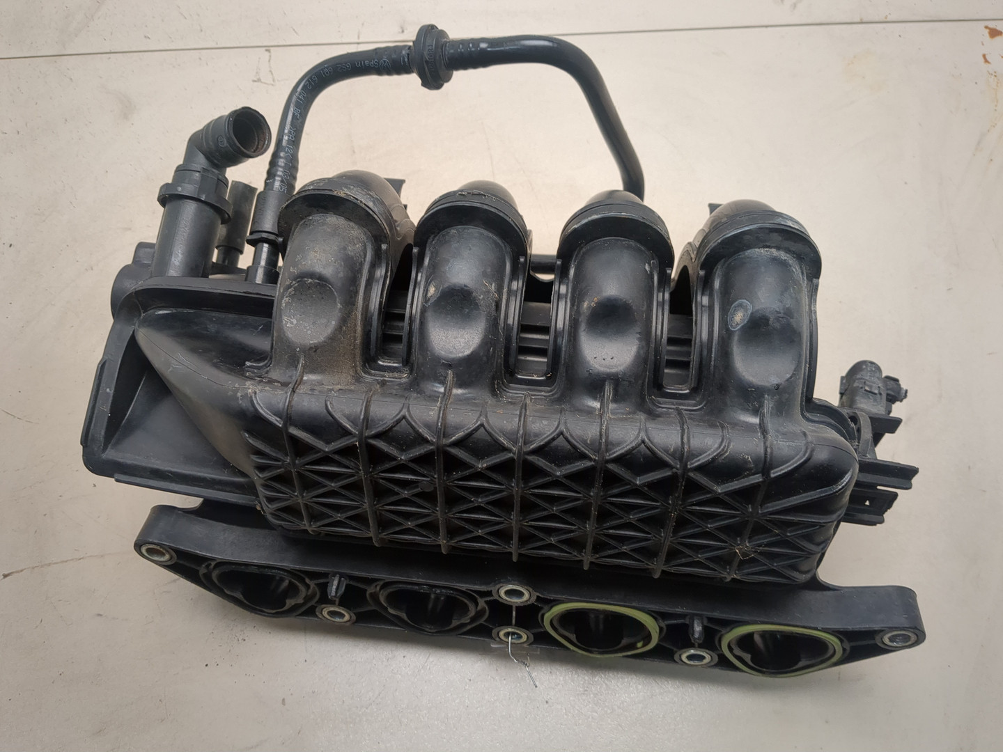 Коллектор впускной