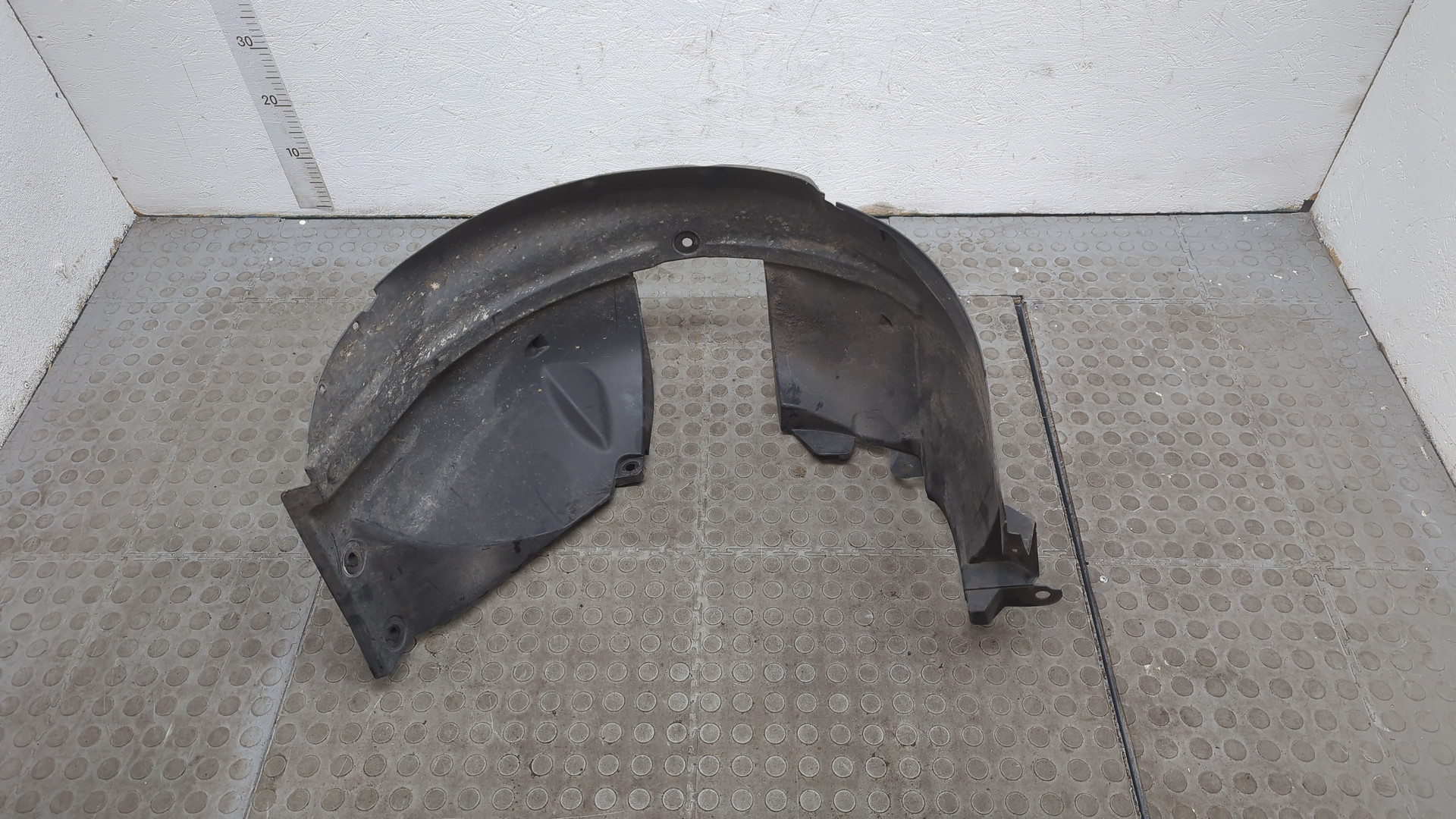 Локер передний правый