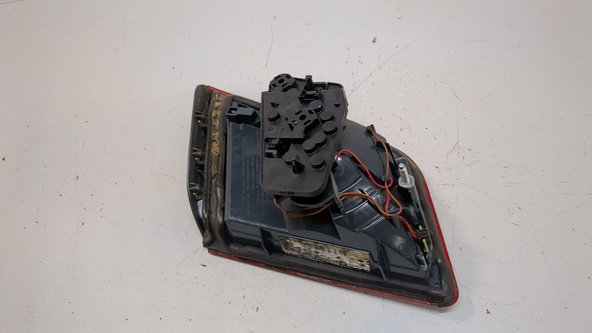 Фонарь задний внутренний правый