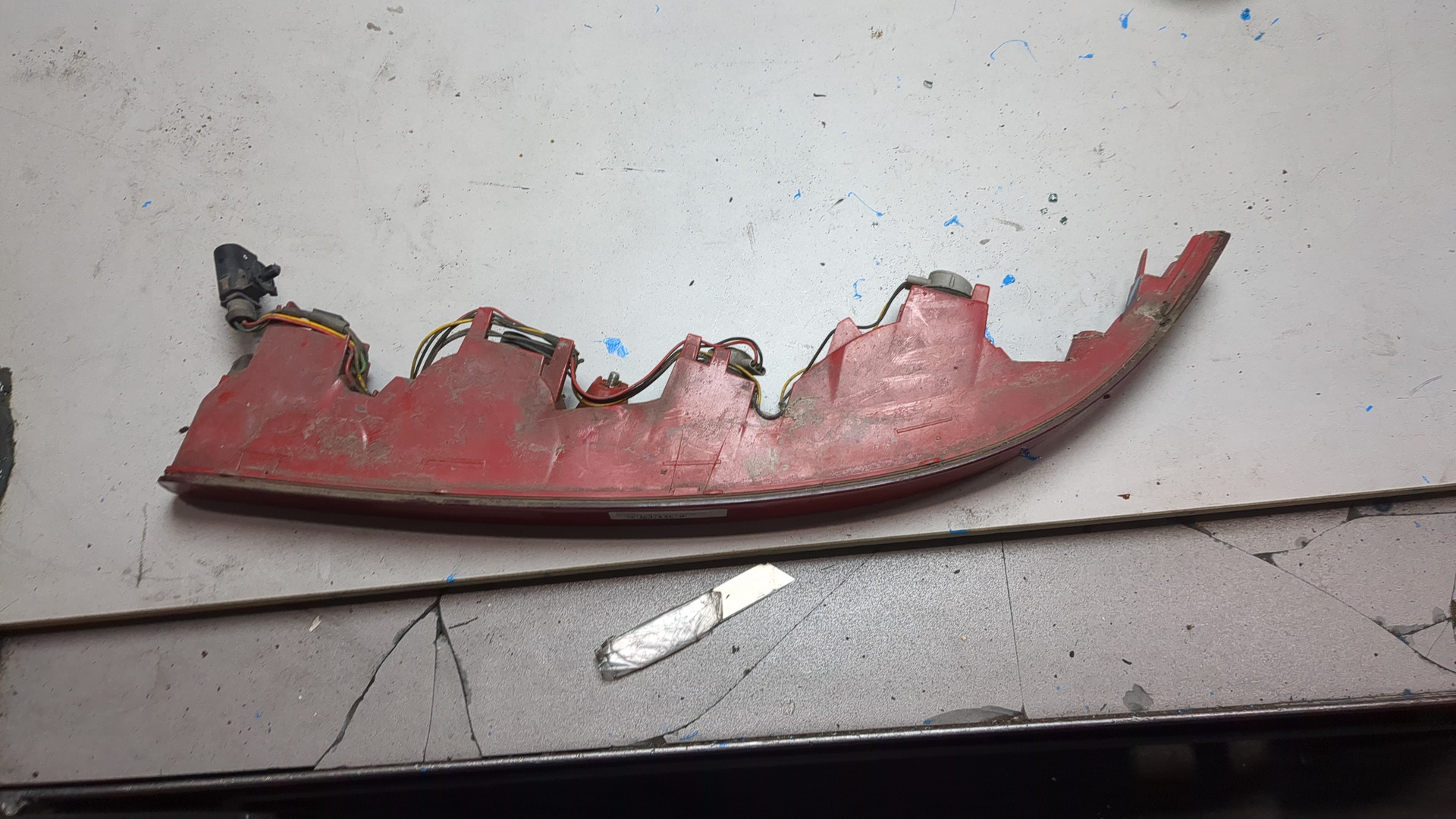 Фара противотуманная левая