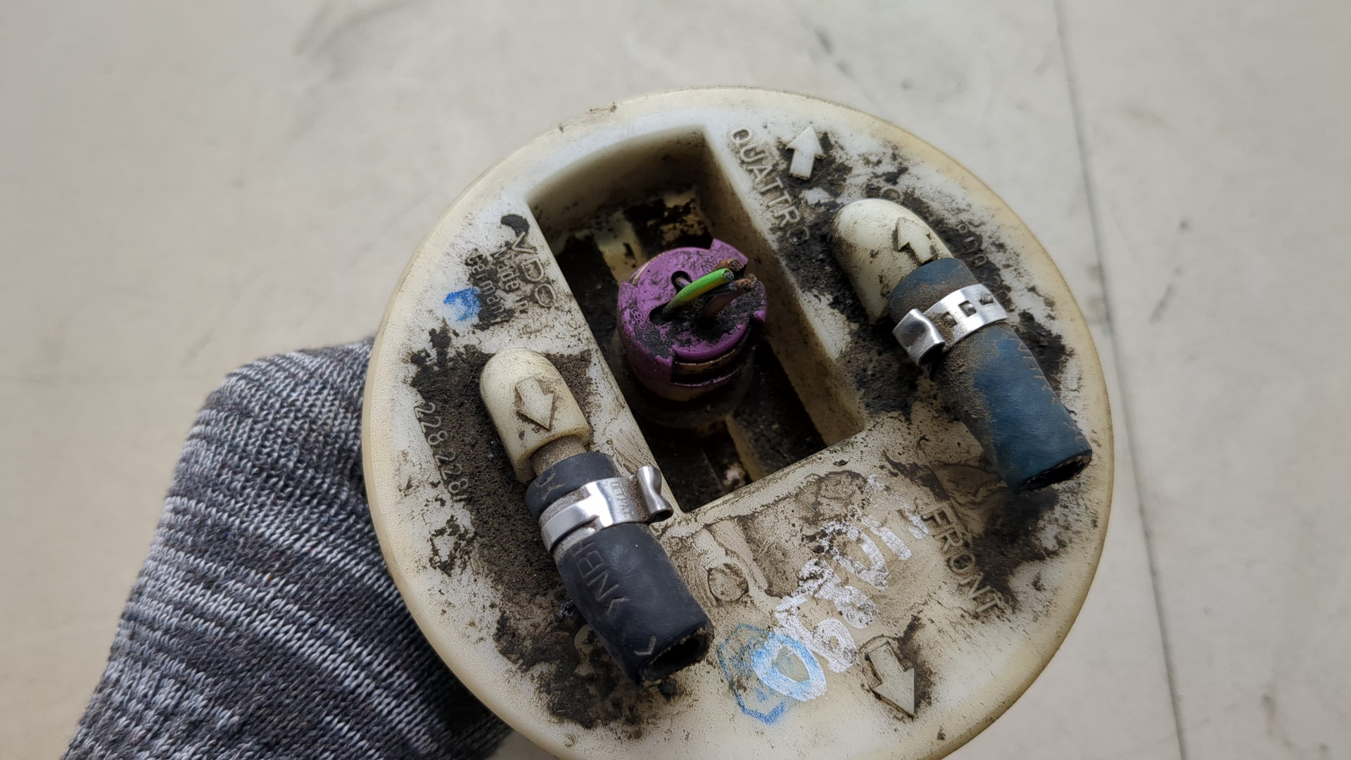 Насос топливный электрический