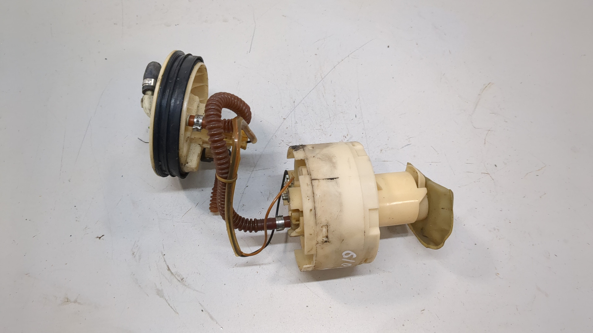 Насос топливный электрический